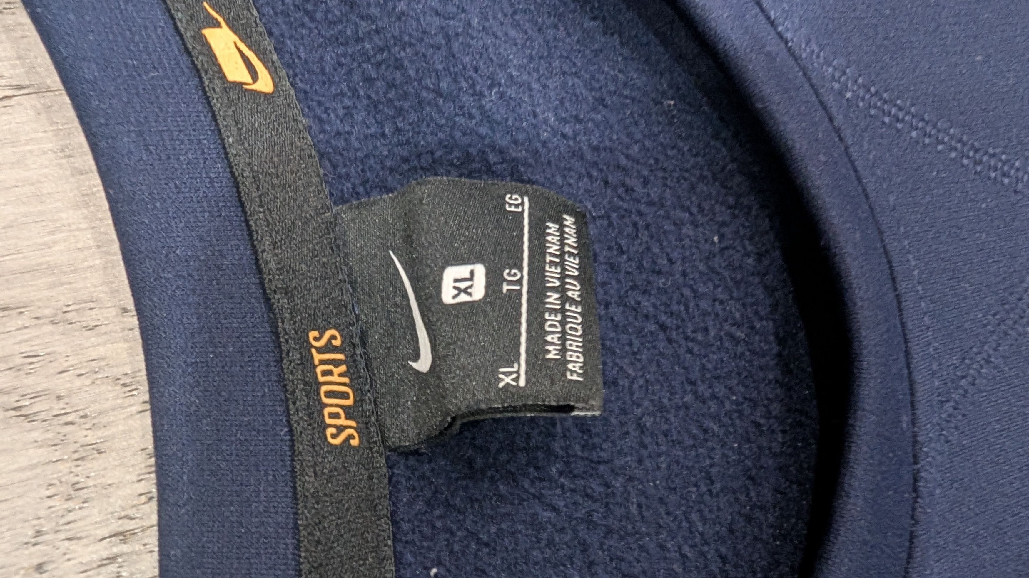 Nike Nike Sportswear Sweatshirt Size US XL / EU 56 / 4 - 4 Thumbnail