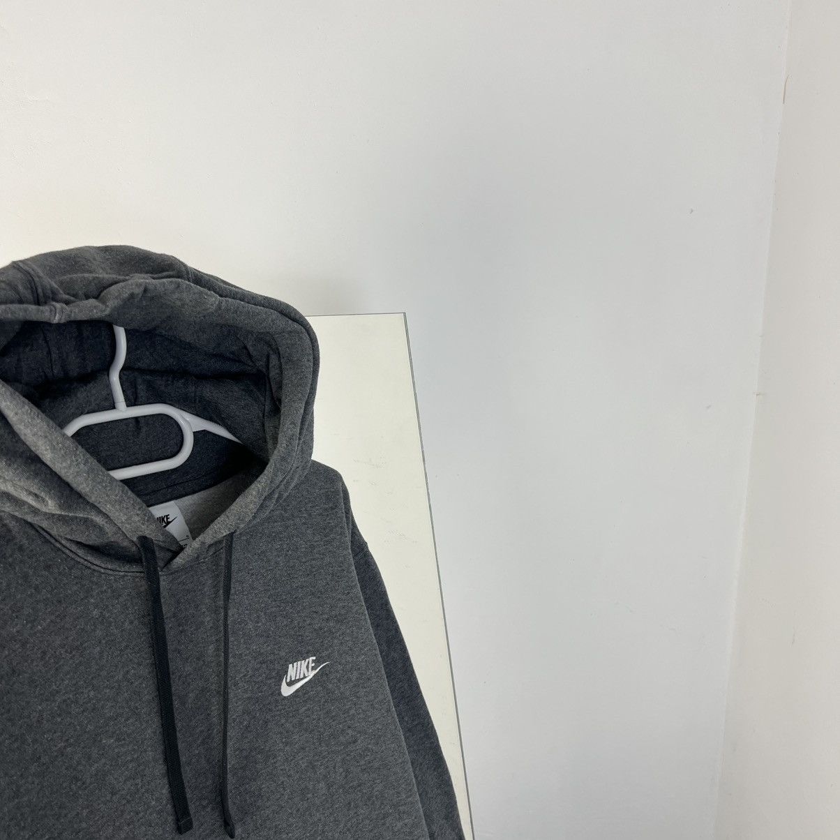 Nike Vintage Nike Mini Logo Oversized Fit Hoodie Size US L / EU 52-54 / 3 - 2 Thumbnail