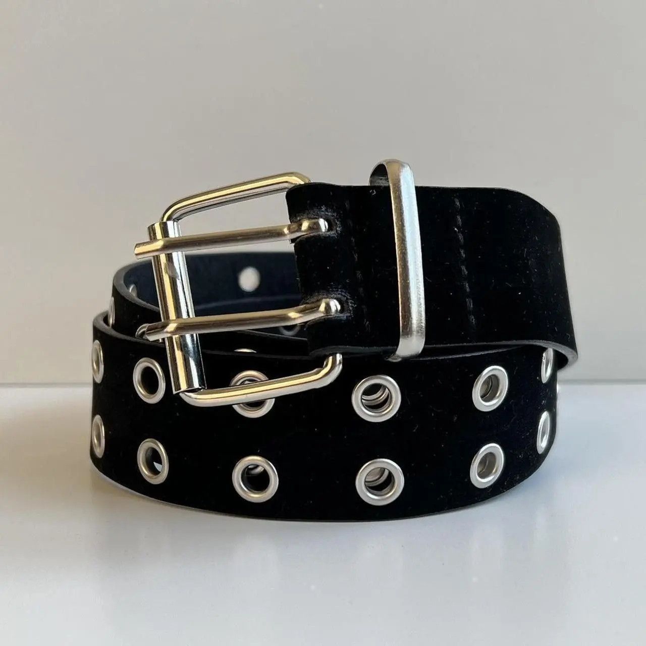 Other y2k 2000s round studded black silver velour grunge emo belt Size ONE SIZE - 5 Thumbnail