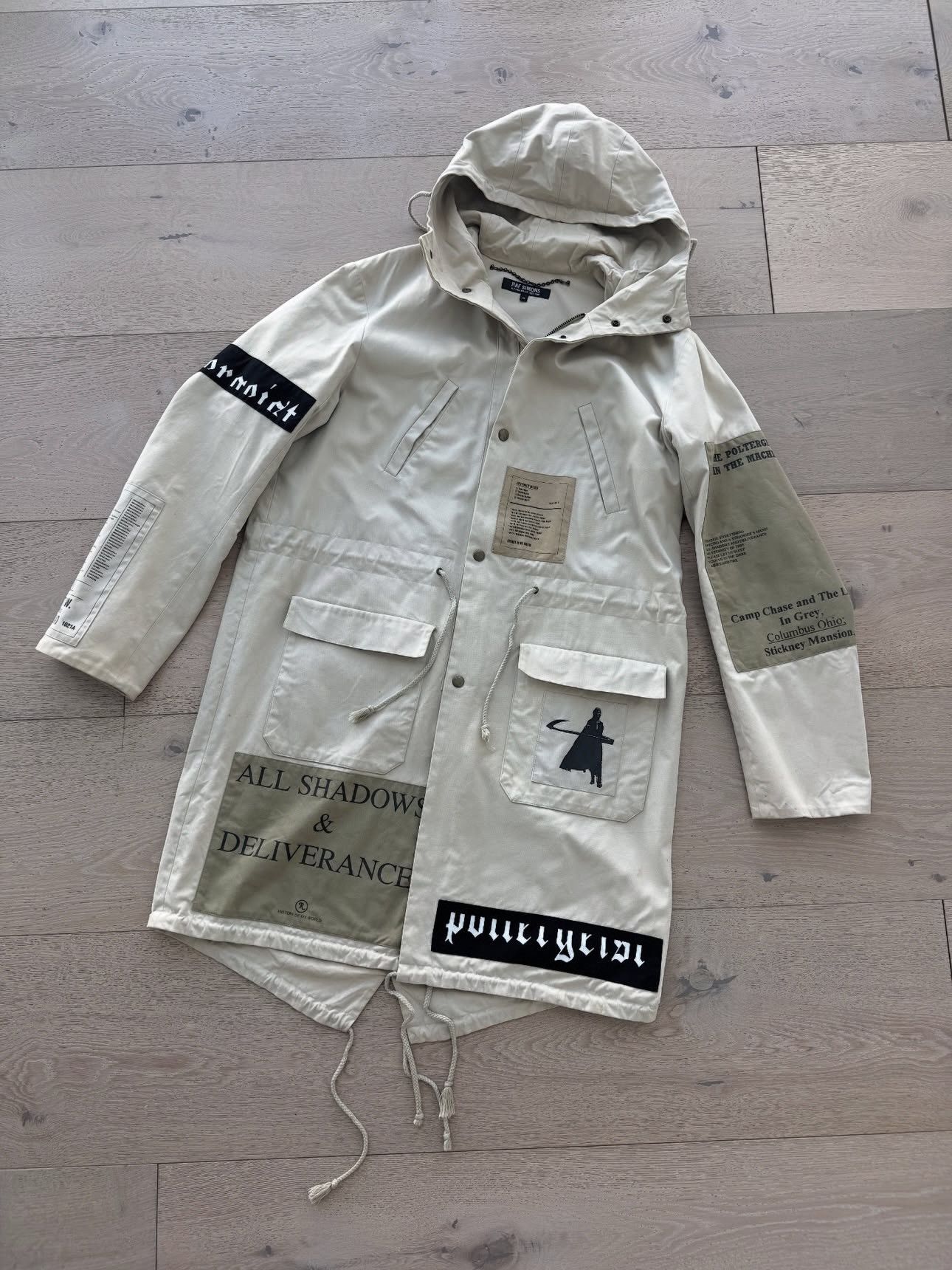 Raf Simons Raf simons aw05 history of my world poltergiest parka Size US S / EU 44-46 / 1 - 1 Thumbnail