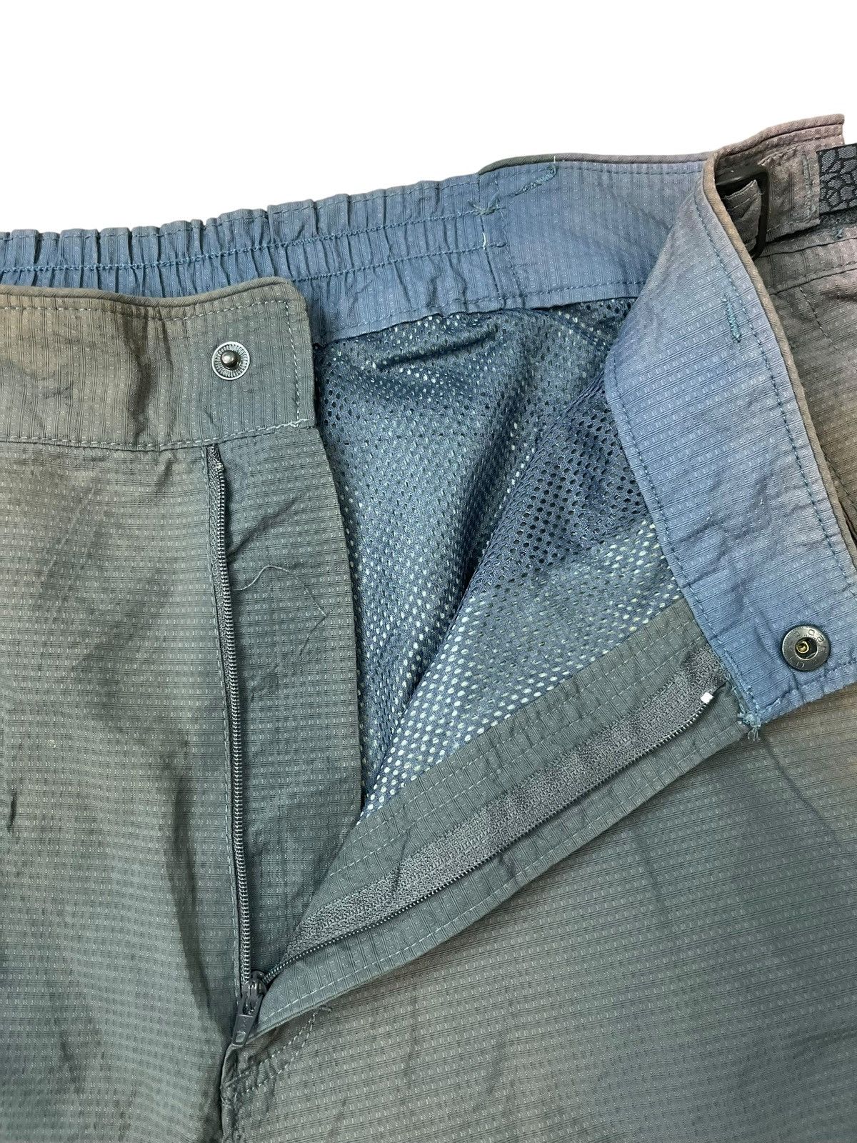 Columbia Vintage Columbia Track Hiking Pant Faded Nylon Size US 35 - 5 Thumbnail