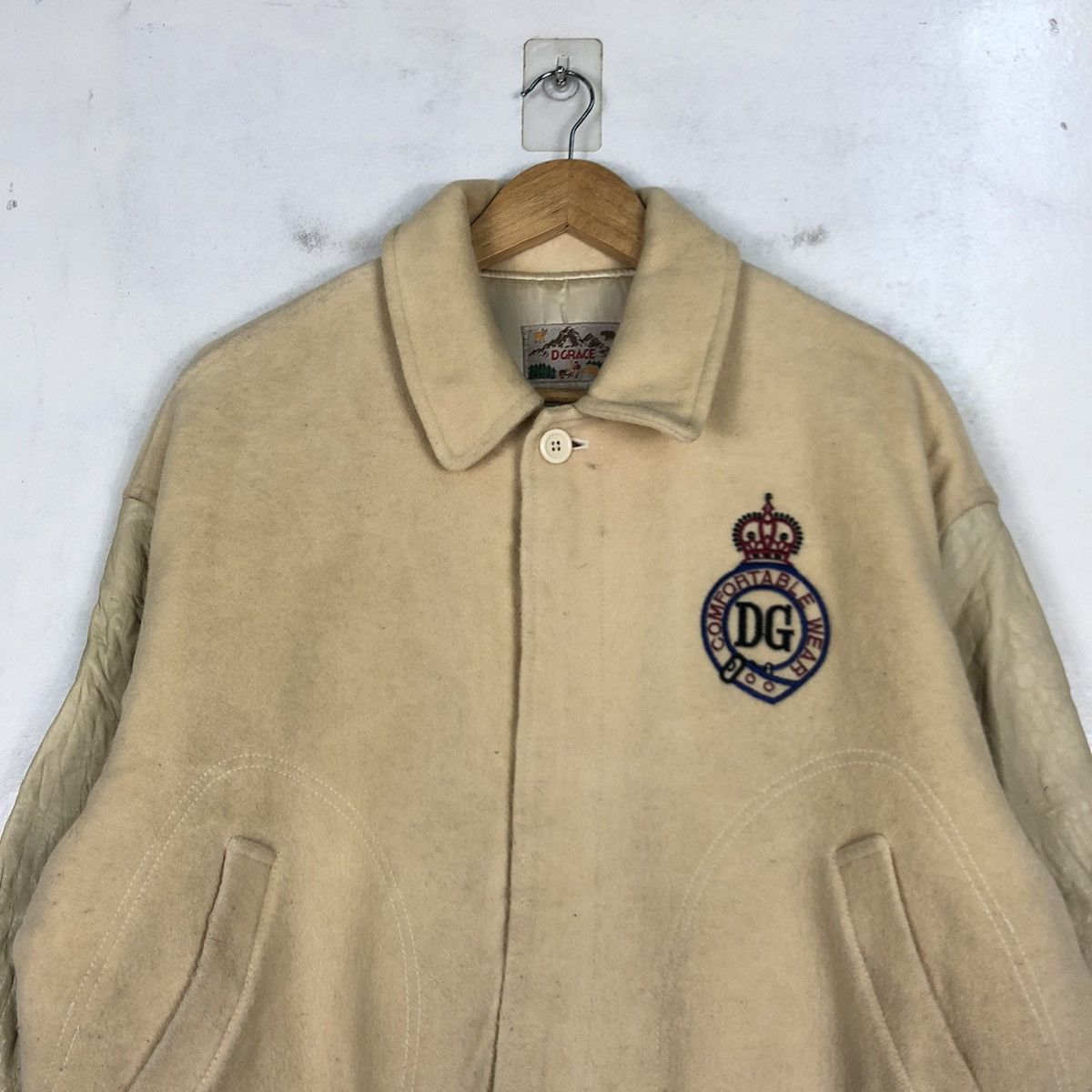 Japanese Brand 🖤SEND OFFER🖤 DGRACE COMPANY VARSITY JACKETS Size US M / EU 48-50 / 2 - 2 Thumbnail