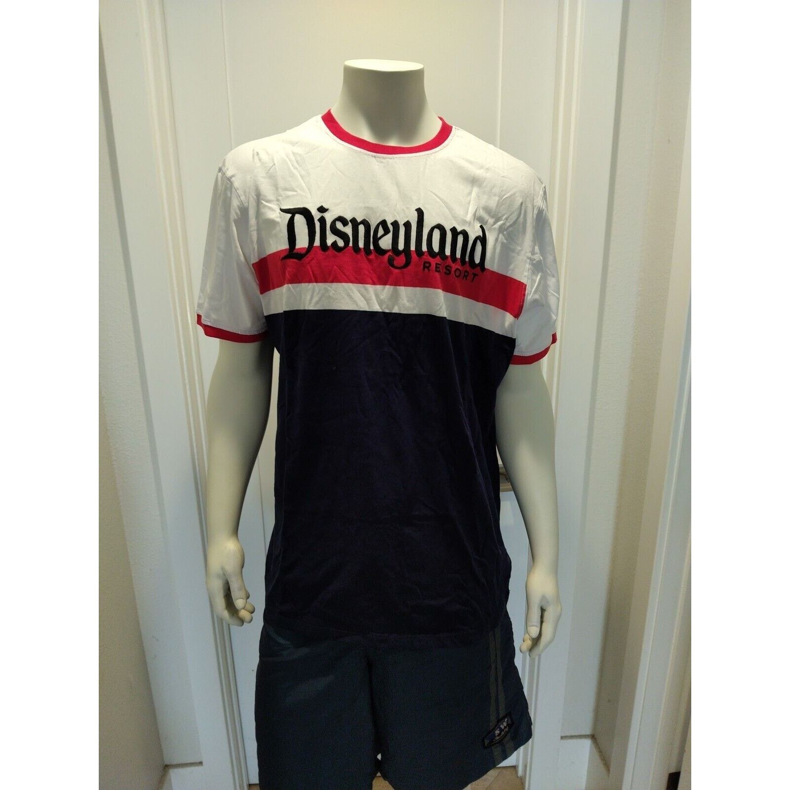 Disney NWT !! Disneys Embroidered "Disneyland Resorts" Retro Ringer Size US XL / EU 56 / 4 - 1 Thumbnail