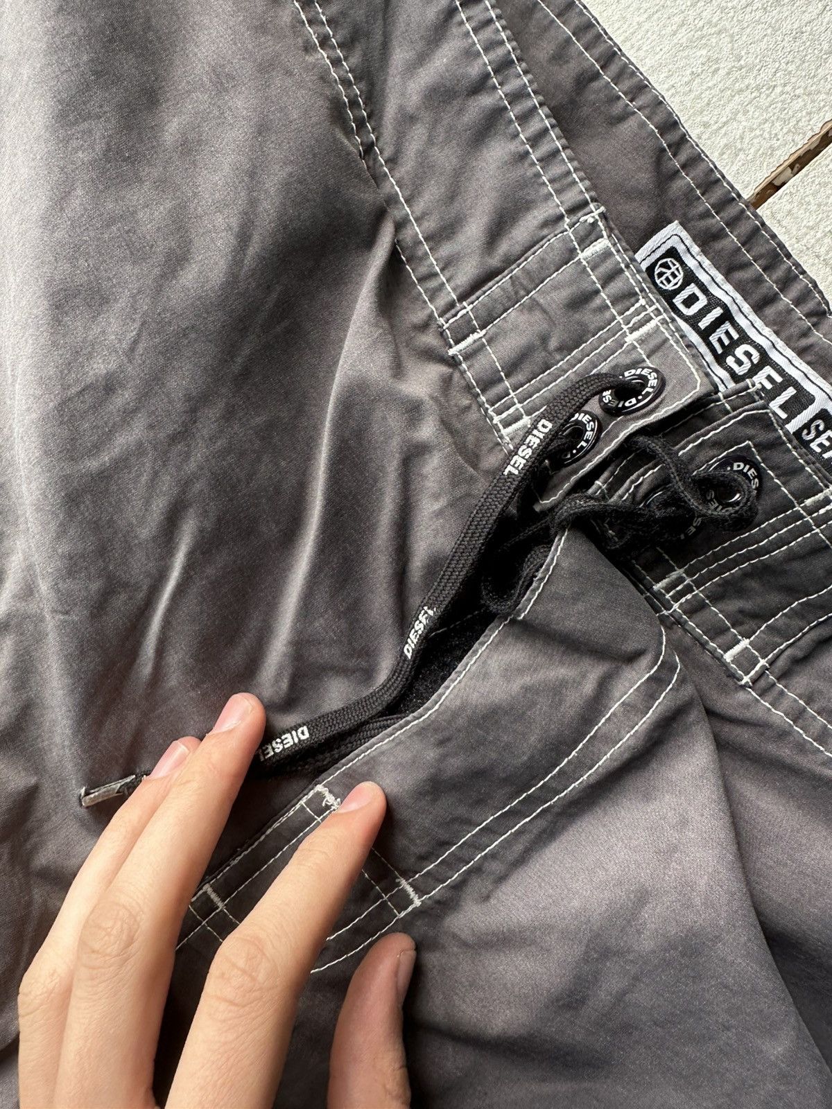 Diesel VNTG 🚨 DIESEL INDUSTRY GRAY SURF SHORTS RARE BIG LOGO POCKET Size US 32 / EU 48 - 6 Thumbnail