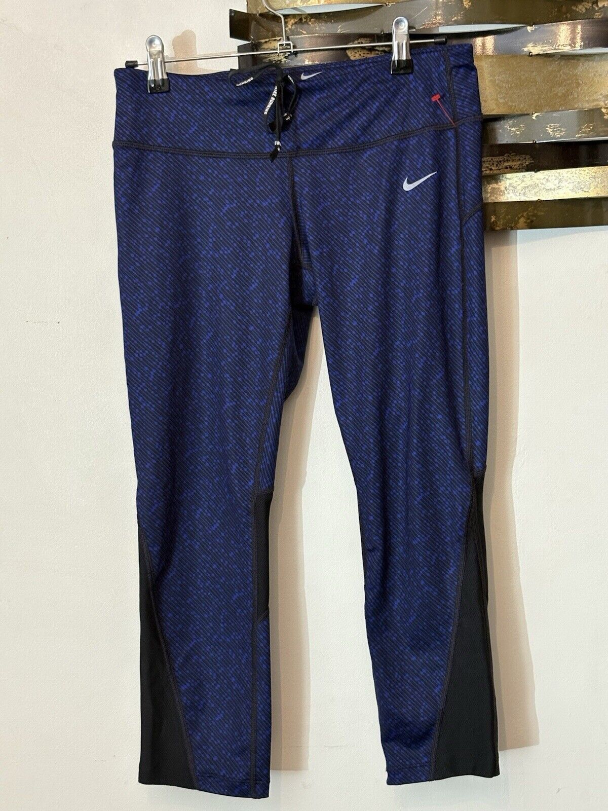 Nike Nike Power Dri Fit Running Cropped Leggings Medium Size 28" / US 6 / IT 42 - 1 Thumbnail