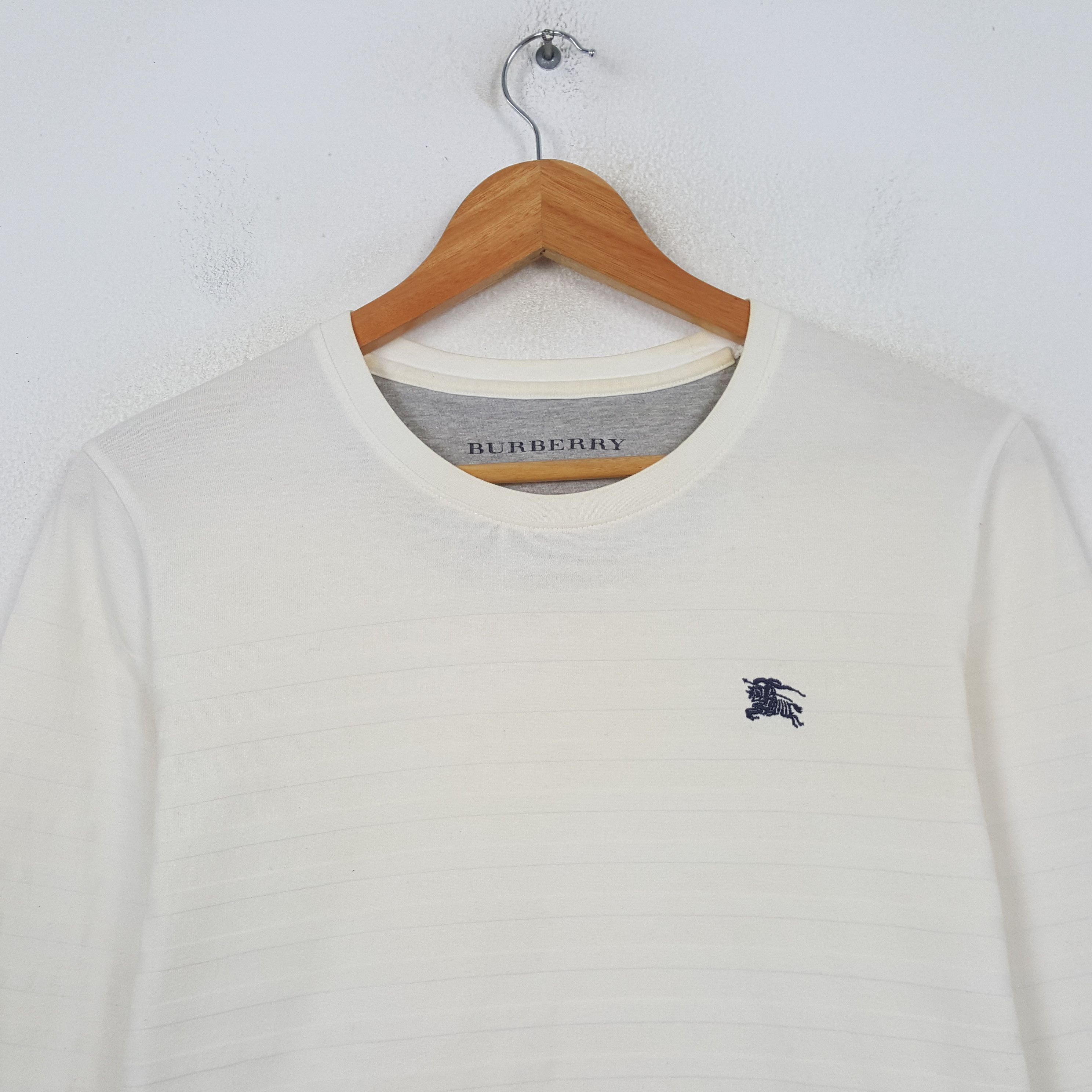 Burberry Vintage Burberry London Long Sleeve T-shirt RR30 Size US S / EU 44-46 / 1 - 4 Thumbnail