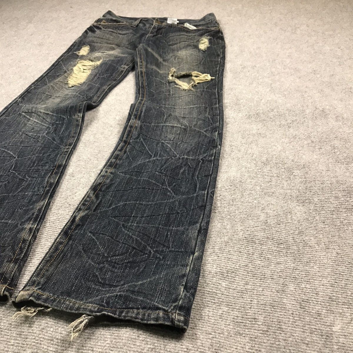 Japanese Brand FLARE🔥RIPPED DISTRESSED JAPANESE STYLE DENIM PANTS 154 Size US 28 / EU 44 - 5 Thumbnail