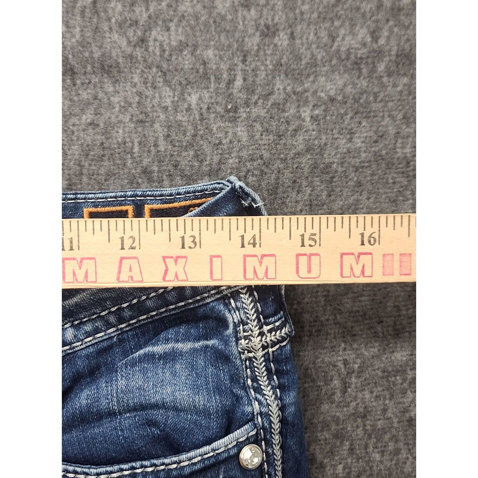 Vintage Rock Revival Jeans Womens 28x29 Relaxed Bootcut Mid Rise Denim Jewel Embroidered Rhinestone Rock Revival Jessee Womens Jeans Boys? Size 28" / US 6 / IT 42 - 5 Thumbnail