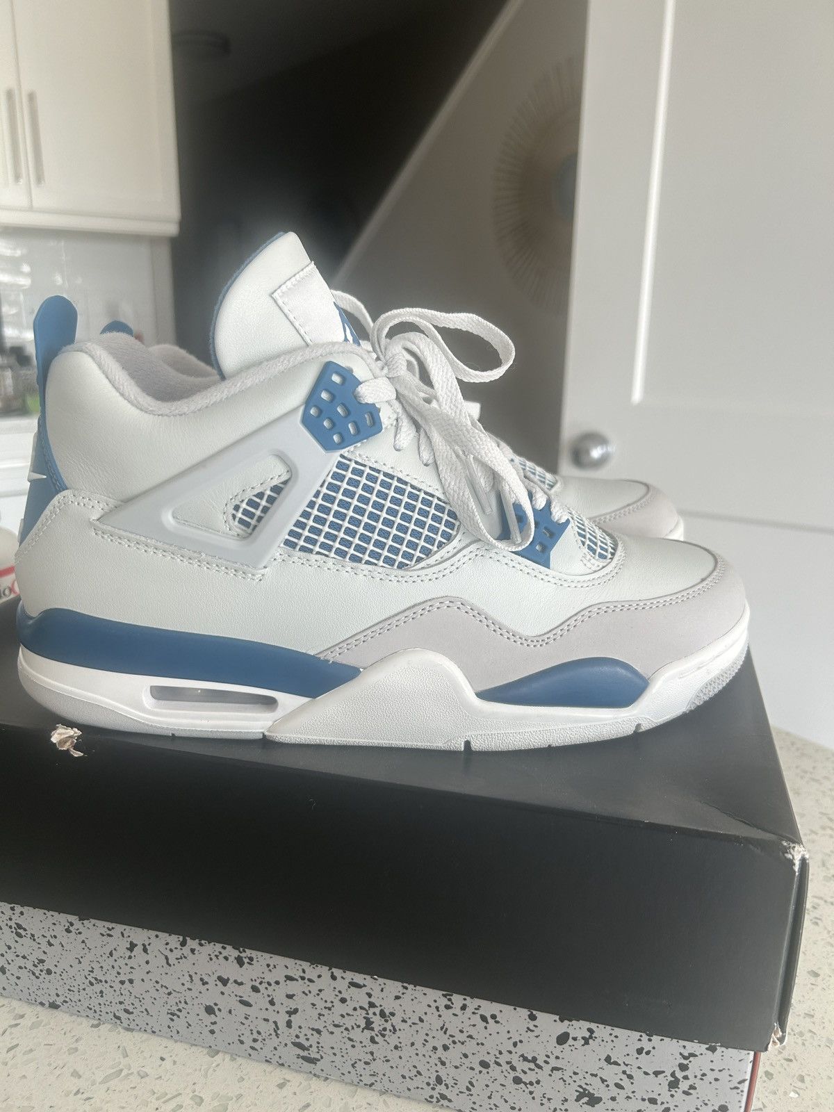 Jordan Brand Jordan 4 Military Blue 2024 Size US 9.5 / EU 42-43 - 5 Thumbnail