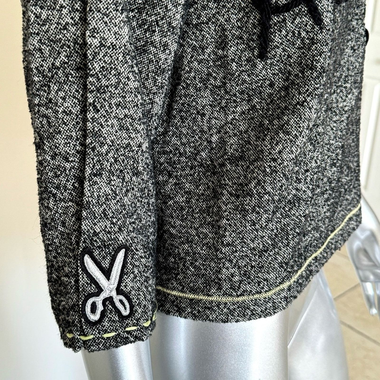 Moschino NWOT! MOSCHINO Top, Size 6 Size M / US 6-8 / IT 42-44 - 6 Thumbnail