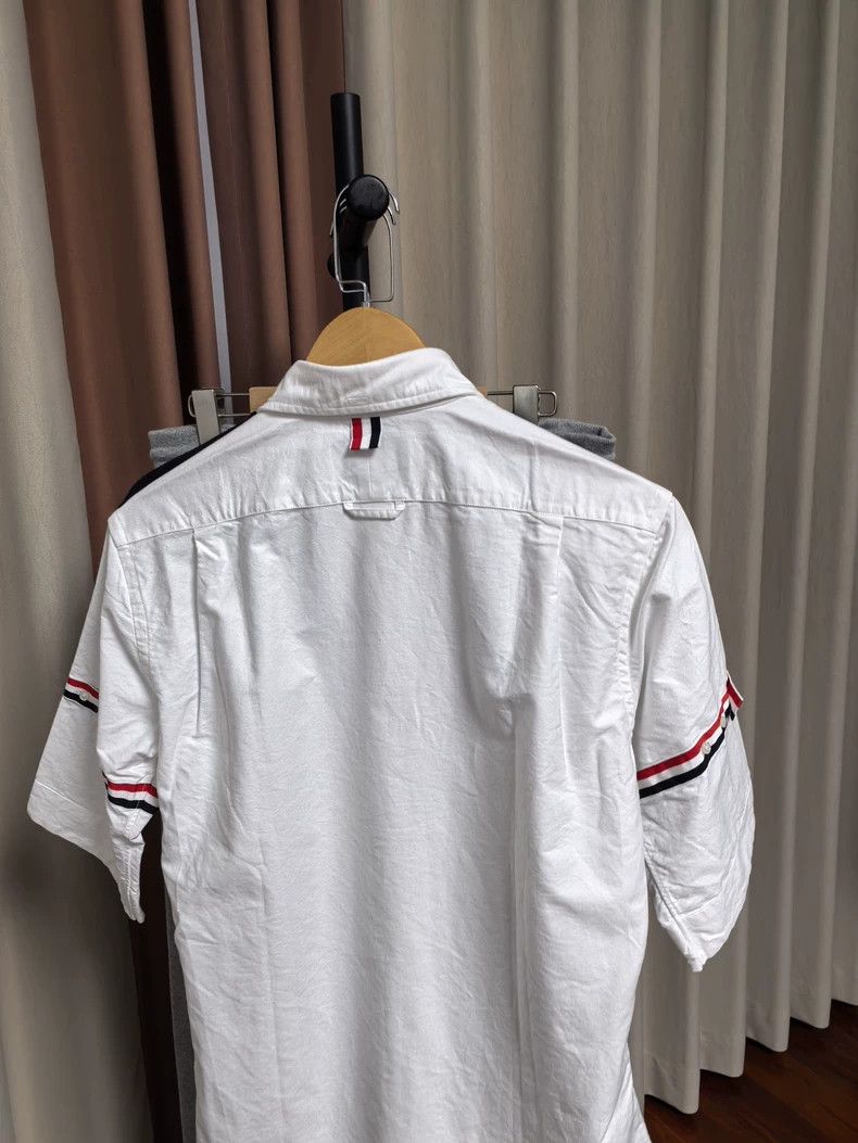 Thom Browne Thom BrowneShirt 2503-Nextarrow Size US M / EU 48-50 / 2 - 7 Thumbnail