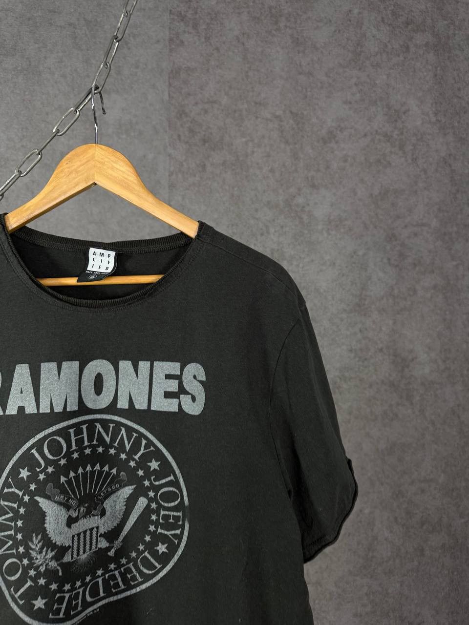 Band Tees Ramones rock band tee Size US L / EU 52-54 / 3 - 2 Thumbnail