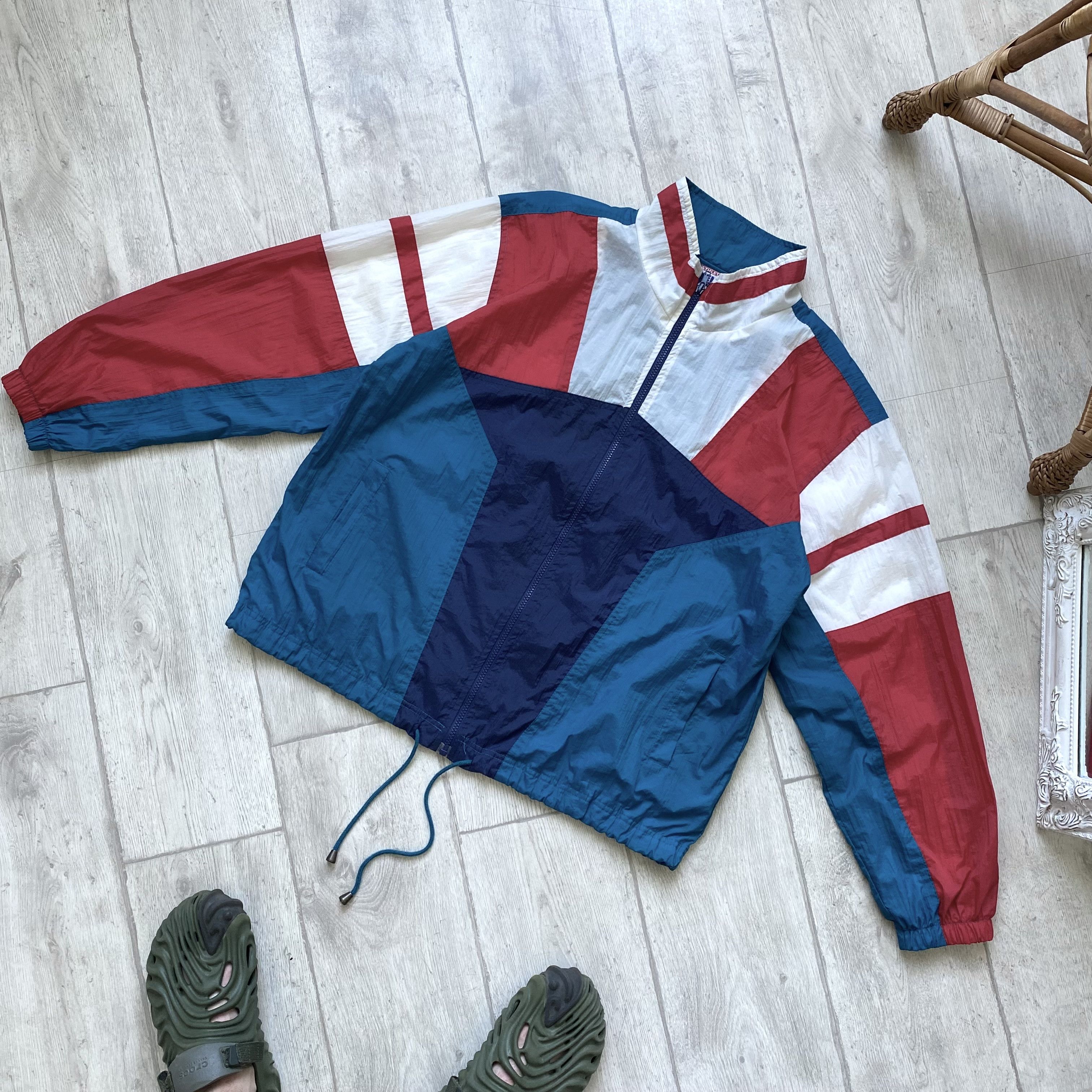 Nike Vintage 80s Nike Style Nylon track jacket Men Works boxy fit Size US M / EU 48-50 / 2 - 7 Thumbnail