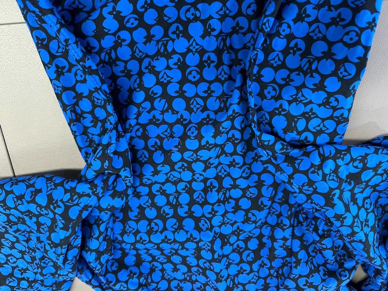 Louis Vuitton louis vuitton logo printed long sleeve shirt Size US S / EU 44-46 / 1 - 5 Thumbnail
