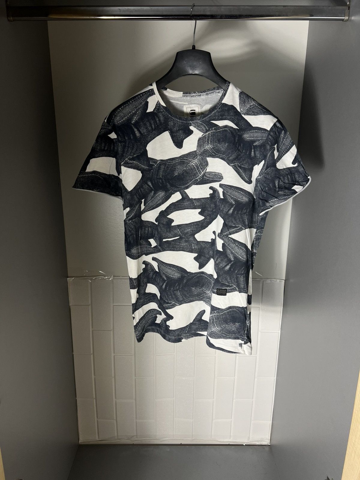 G-Star × Vintage VERY RARE G STAR RAW DESIGNER SHARKS T-SHIRT JAPAN STYLE Y2K Size US M / EU 48-50 / 2 - 1 Thumbnail