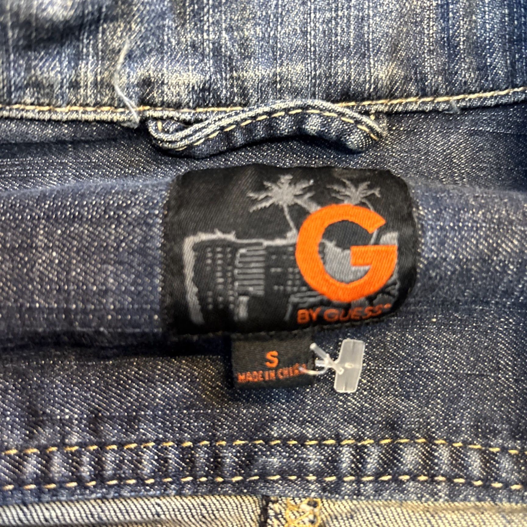Guess VINTAGE GUESS Cropped Jean Jacket Small S Women Distressed Denim 80’s 90’s Y2k Collared Button USA Denim Jacket Women Size 28" / US 6 / IT 42 - 2 Thumbnail