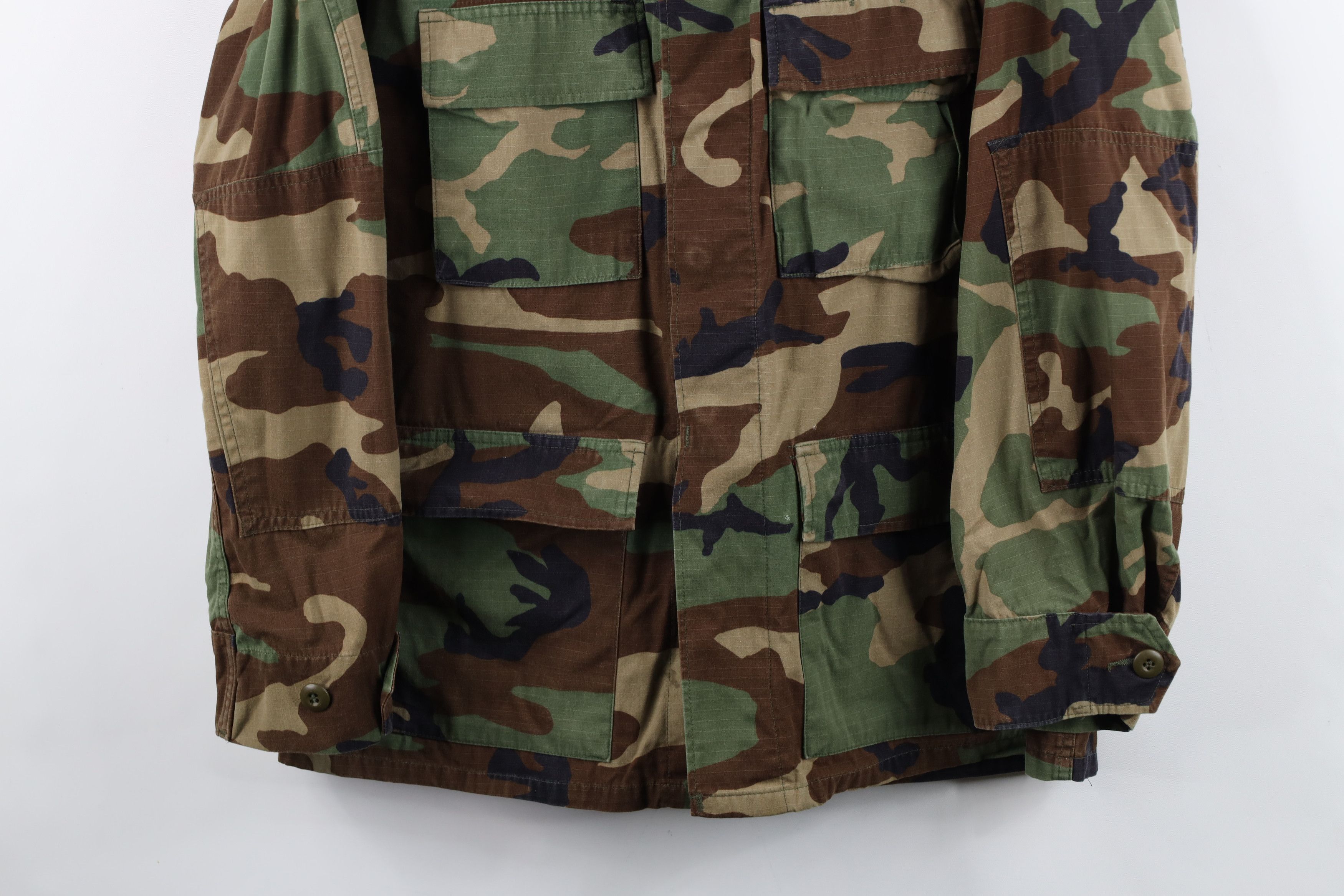 Vintage Vintage 90s Military Woodland Camouflage Combat Jacket USA Size US M / EU 48-50 / 2 - 3 Thumbnail