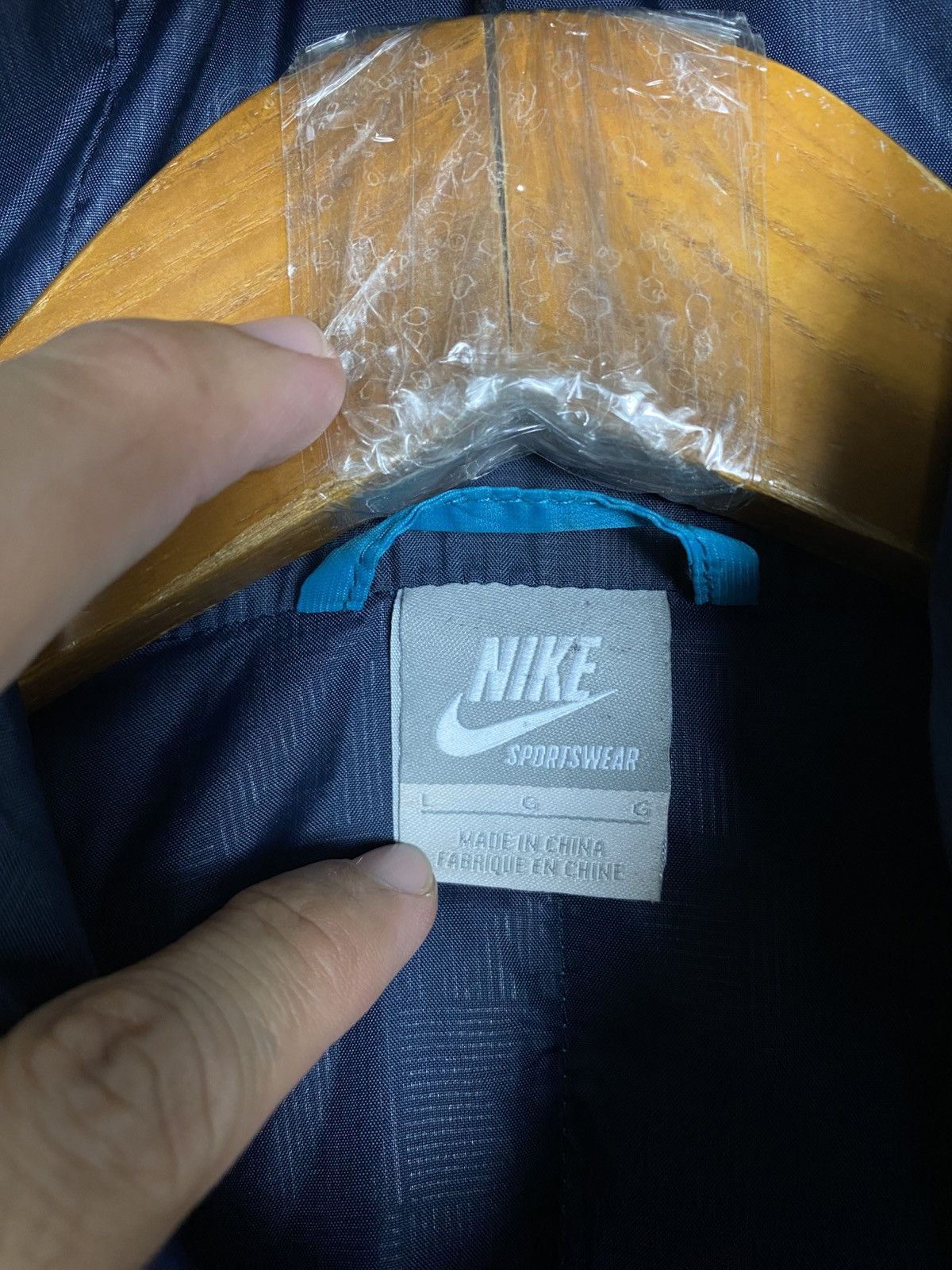 Nike Rare‼️ Nike Slim Puffer Embroidery Small Logo Size US M / EU 48-50 / 2 - 5 Thumbnail