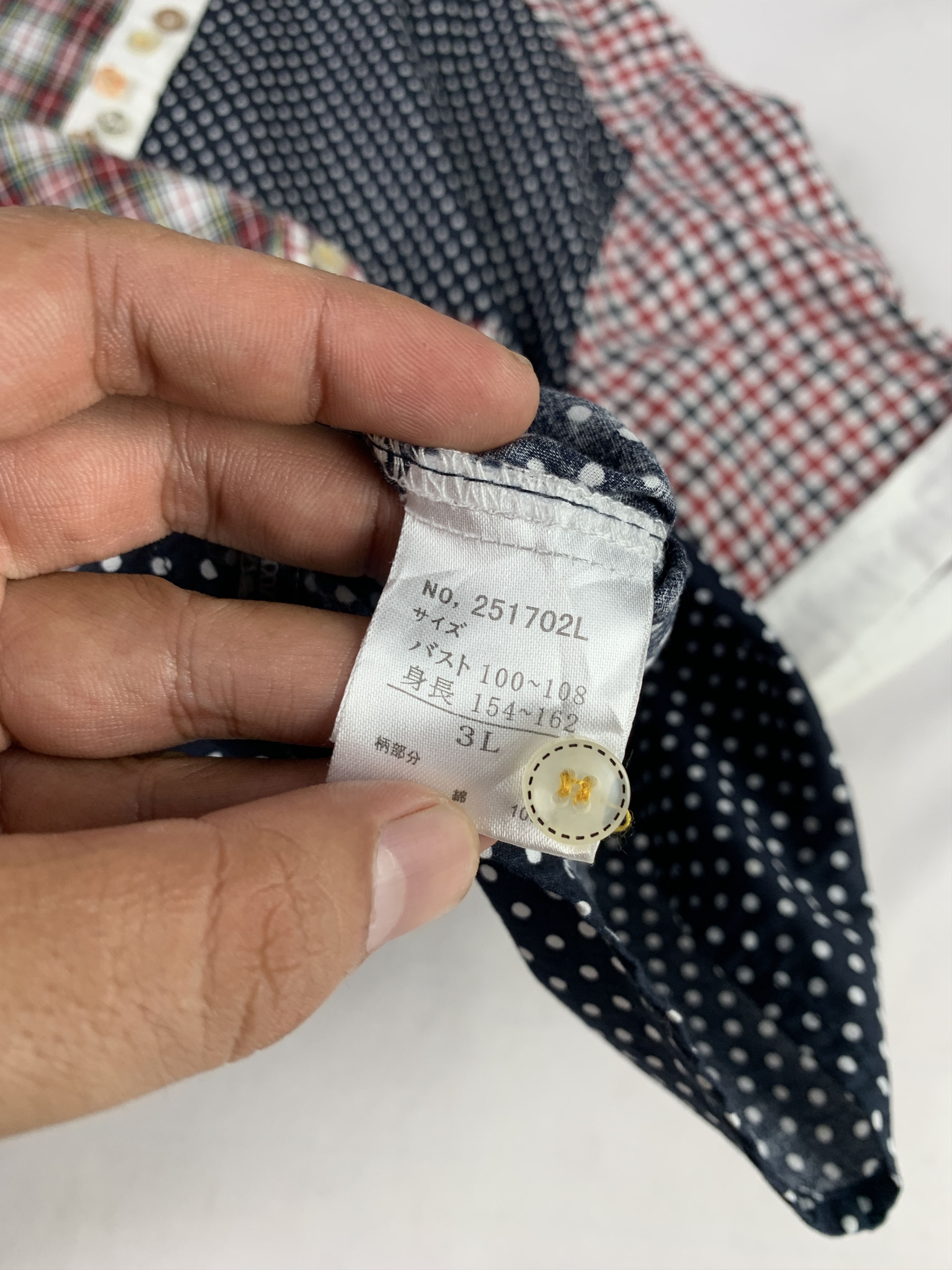 Japanese Brand Coeur Hand Rose Cute Buttons Shirt (XL) Size XL / US 12-14 / IT 48-50 - 8 Thumbnail