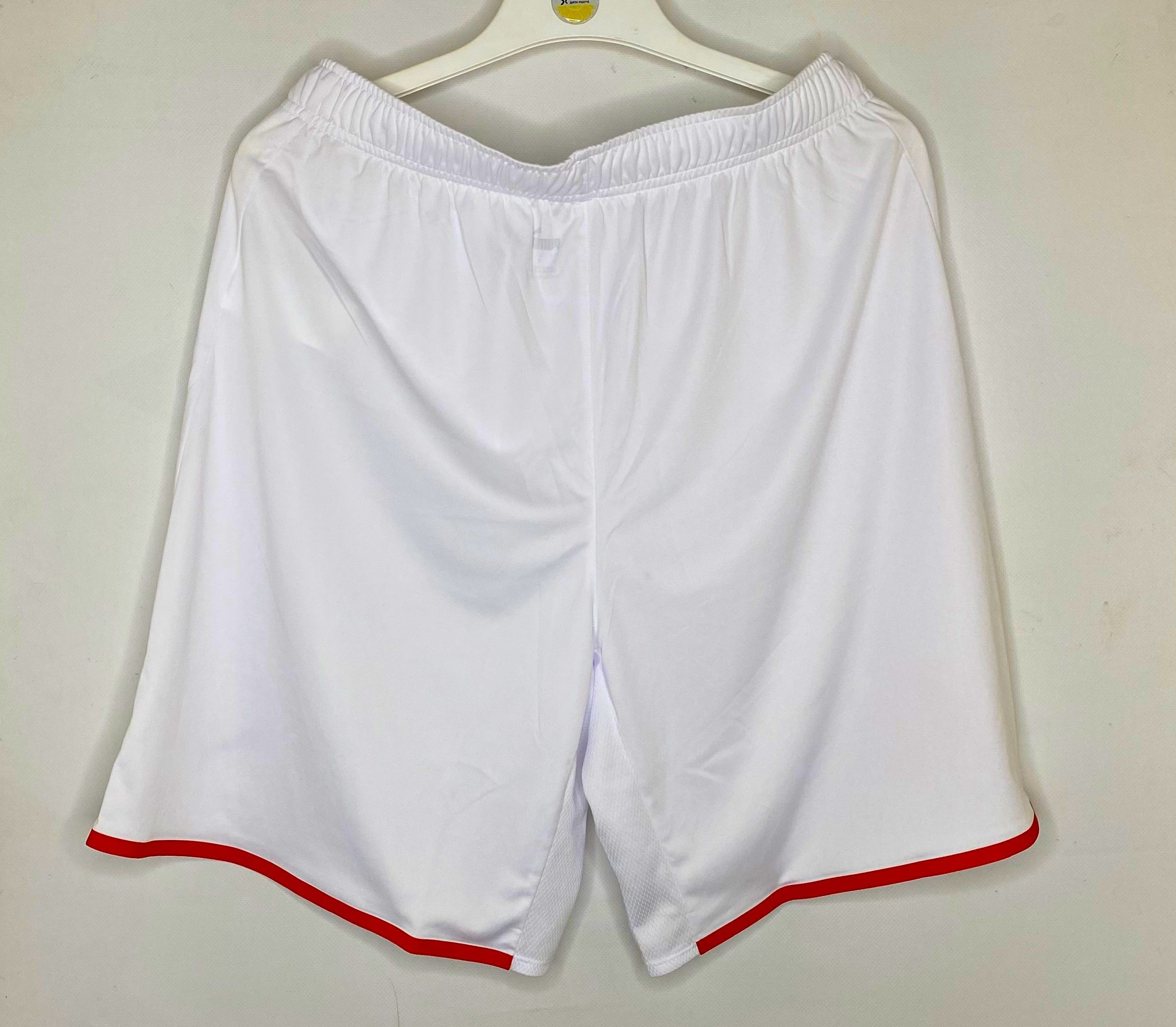 Puma BARNSLEY FC 2020 HOME PLAYER ISSUE SHORTS FOOTBALL SOCCER Size US 36 / EU 52 - 2 Thumbnail