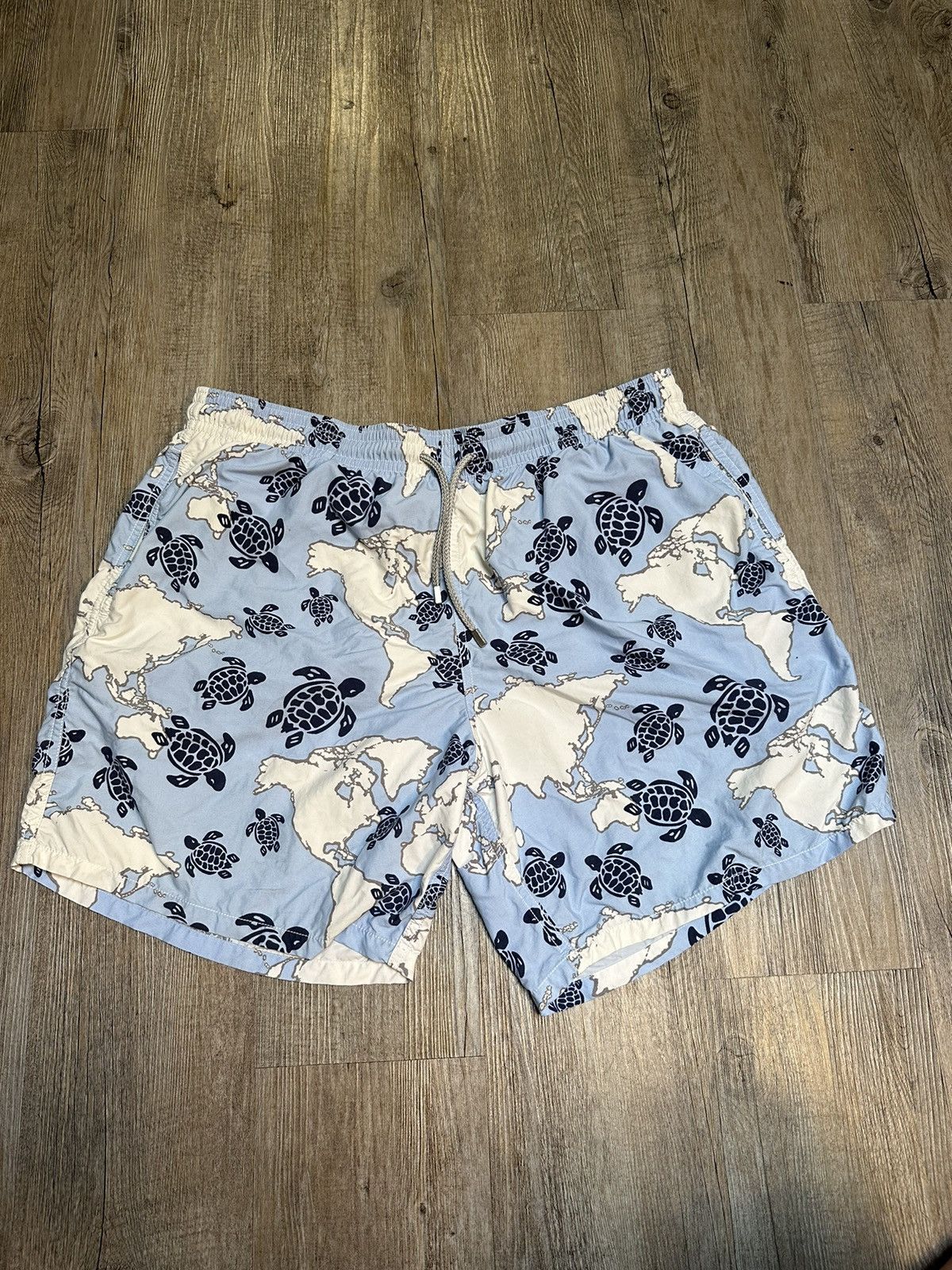 Vilebrequin Blue Turtle Vilebrequin Swimshorts Size US 38 / EU 54 - 1 Thumbnail