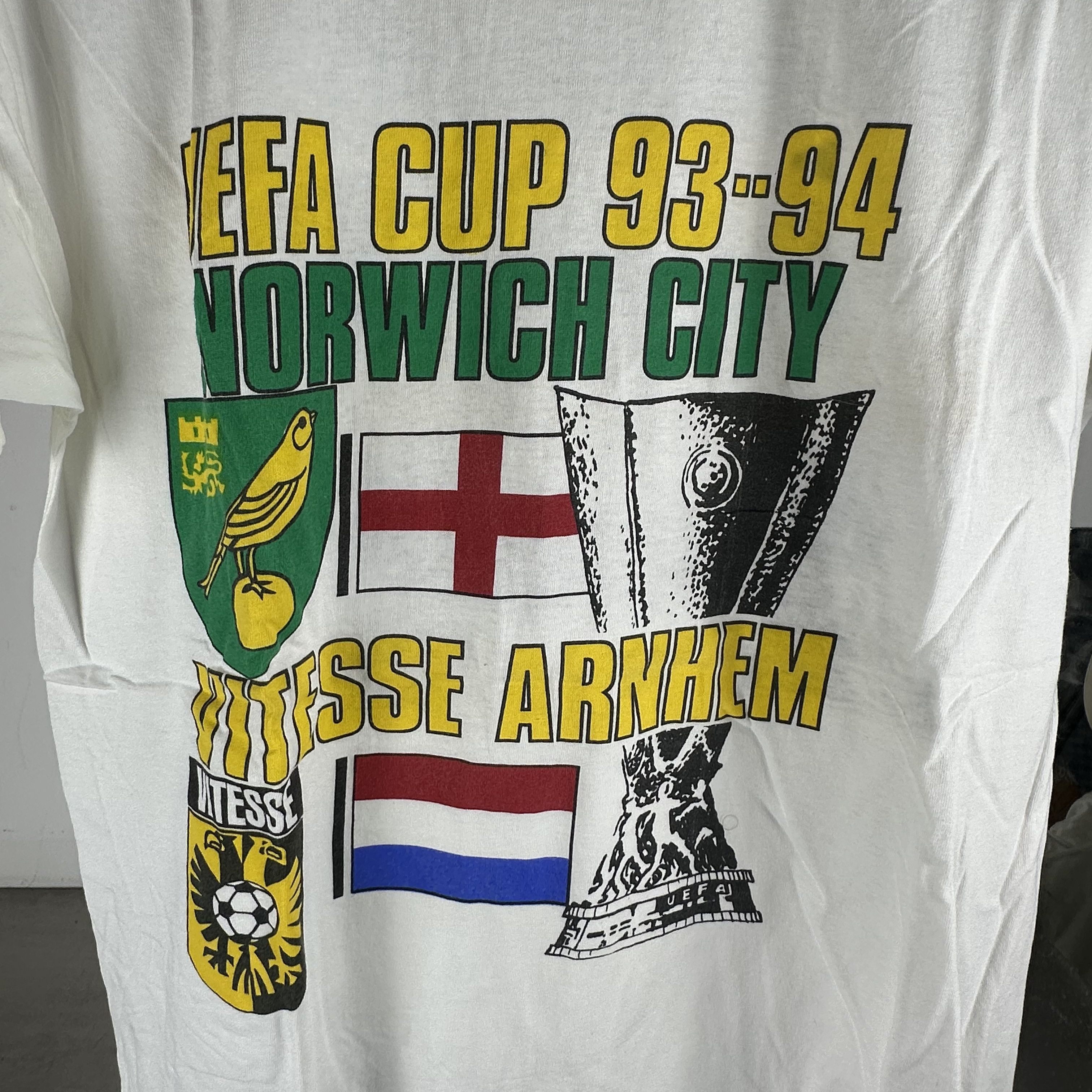 Vintage 1993-94 Soccer UEFA Cup Norwich City VS Vitesse T-shirt Size US M / EU 48-50 / 2 - 2 Thumbnail