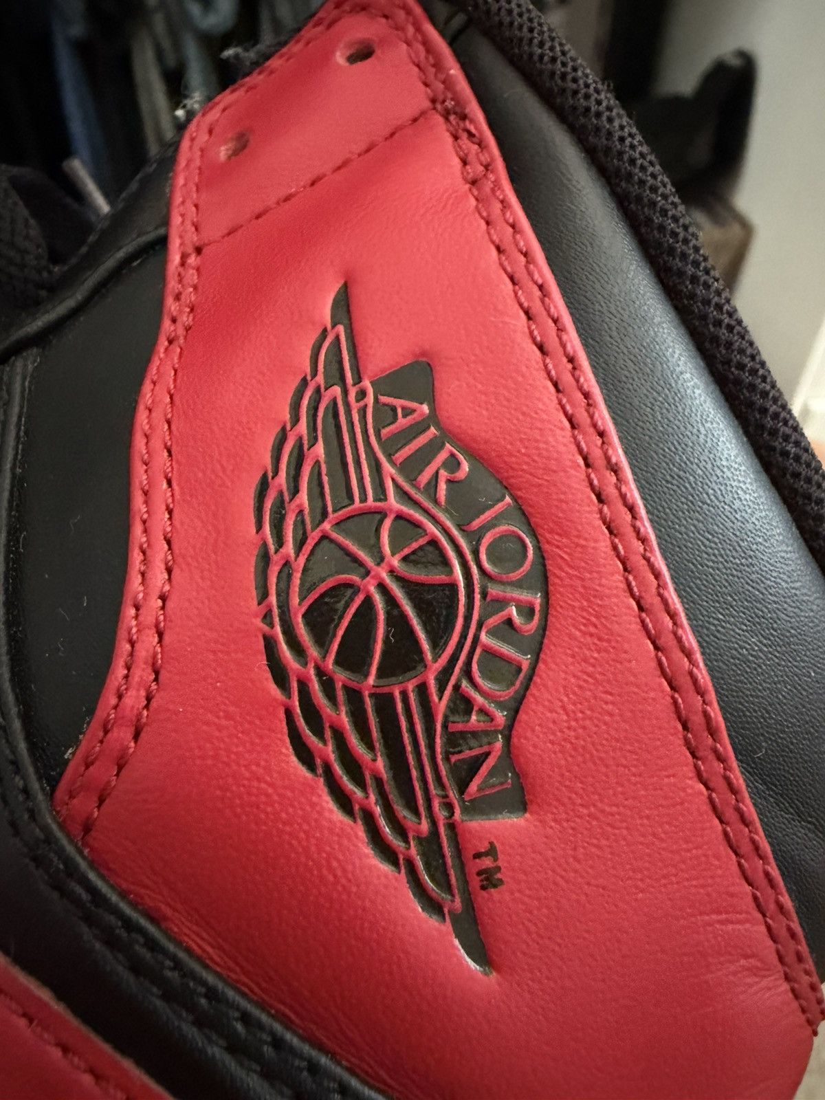 Jordan Brand Air Jordan 1 High Retro DMP Chicago Bulls 2009 Bred VNDS Size US 11 / EU 44 - 7 Thumbnail