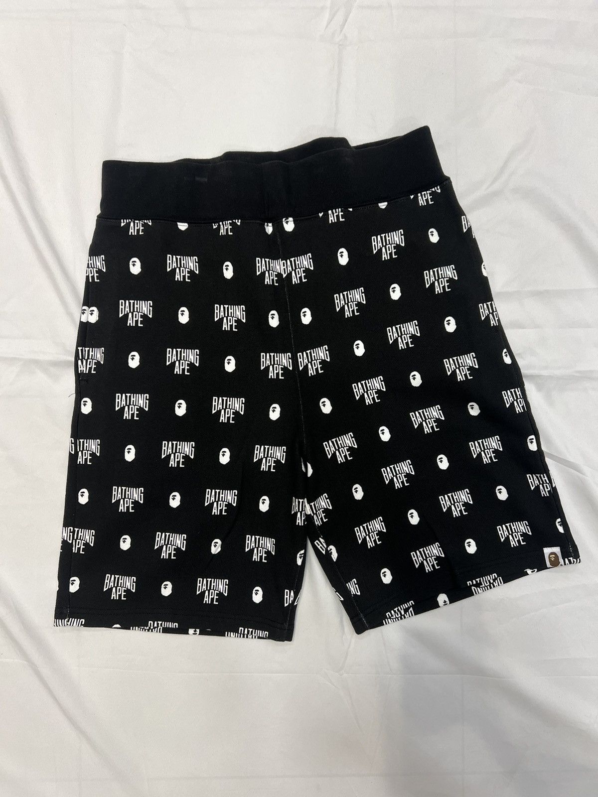 Bape Bape Bathing Ape Sweatshorts L Size US 34 / EU 50 - 1 Thumbnail