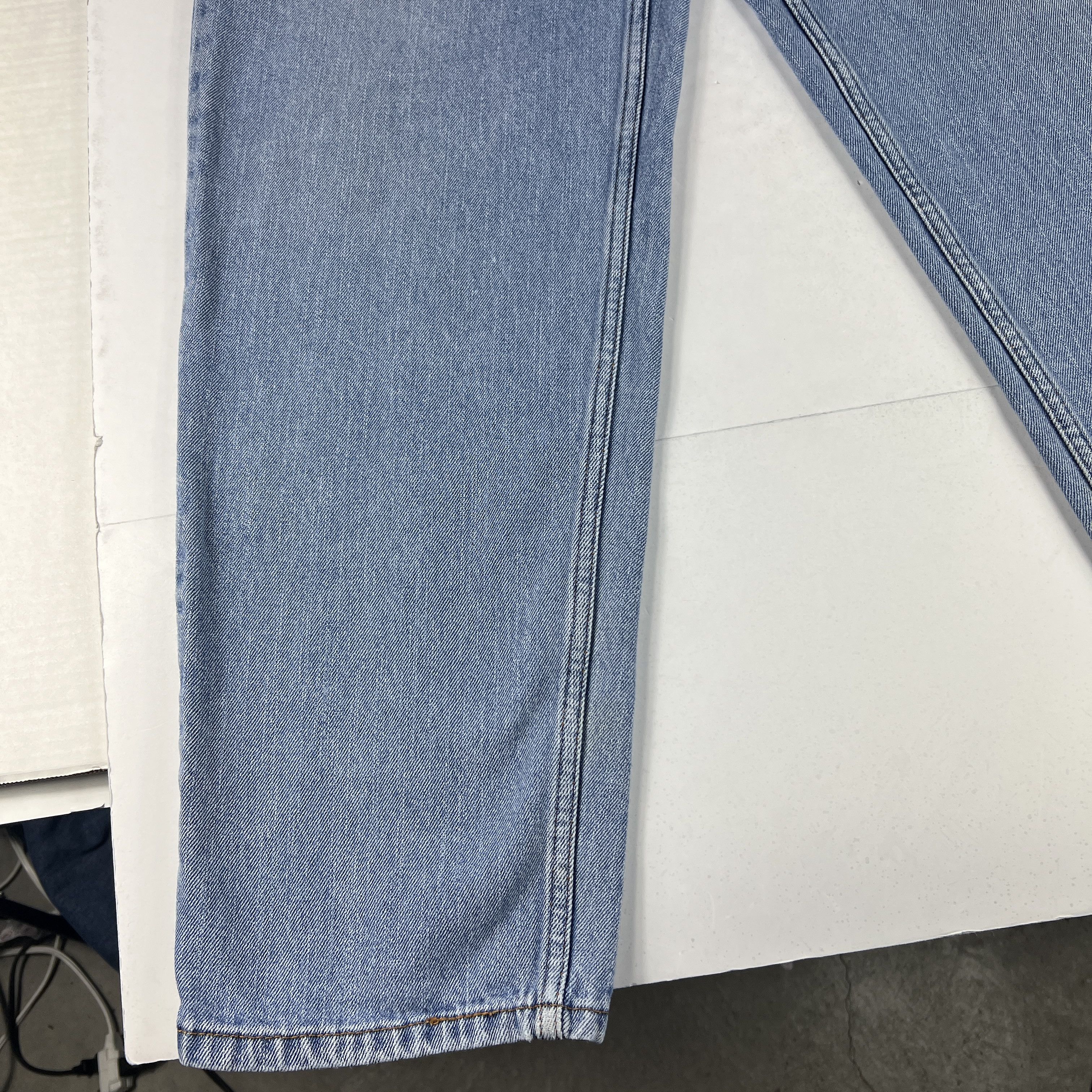 Levi's Levi's Jeans Men's 560 Loose Tapered Blue Faded Denim Size US 34 / EU 50 - 7 Thumbnail