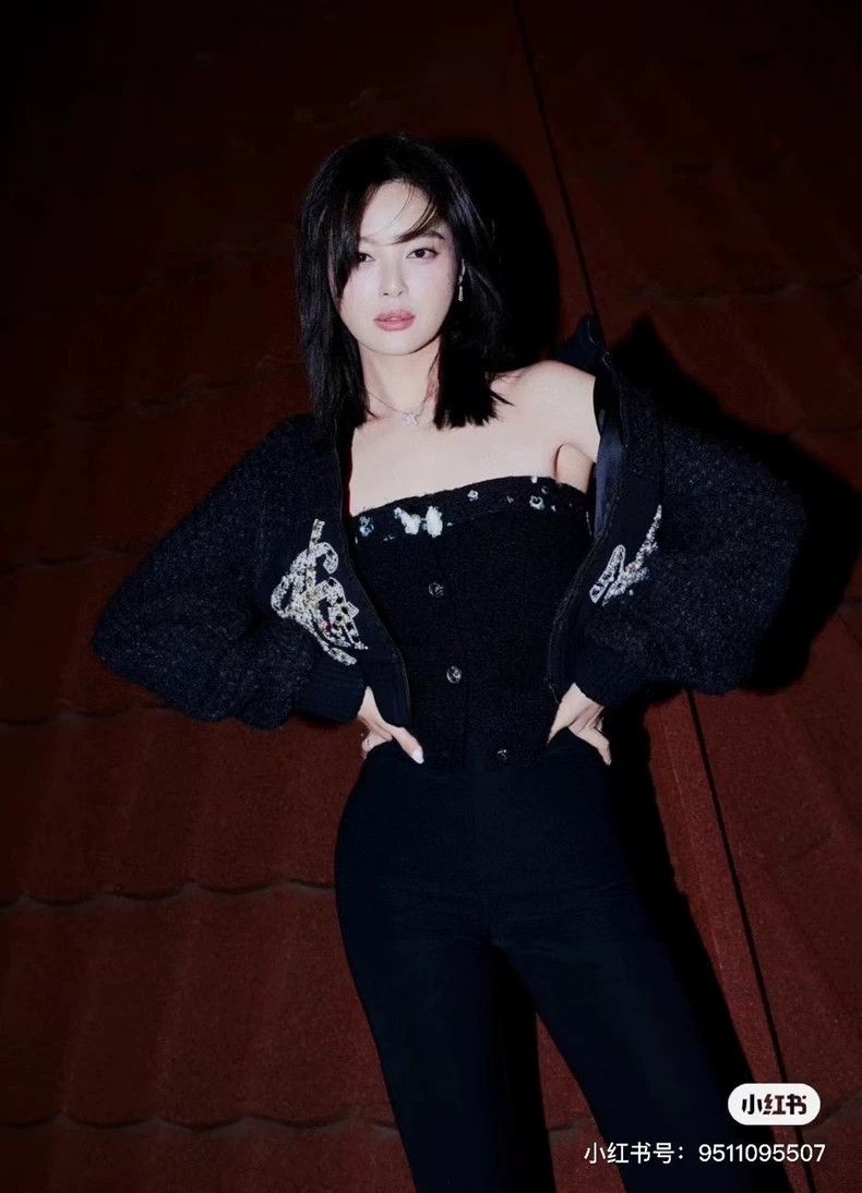 Chanel Chanel 22A autumn and winter workshop black tweed zipper c Size XS / US 0-2 / IT 36-38 - 2 Thumbnail