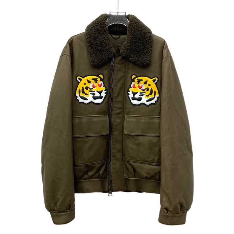 Louis Vuitton Louis Vuitton 22 Long Sleeve Jacket with Tiger Embroidered Size US M / EU 48-50 / 2 - 1 Thumbnail