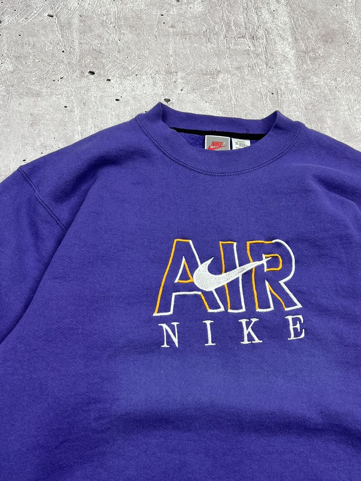 Nike Vintage Nike Big Logo Sweatshirt Size US XL / EU 56 / 4 - 4 Thumbnail