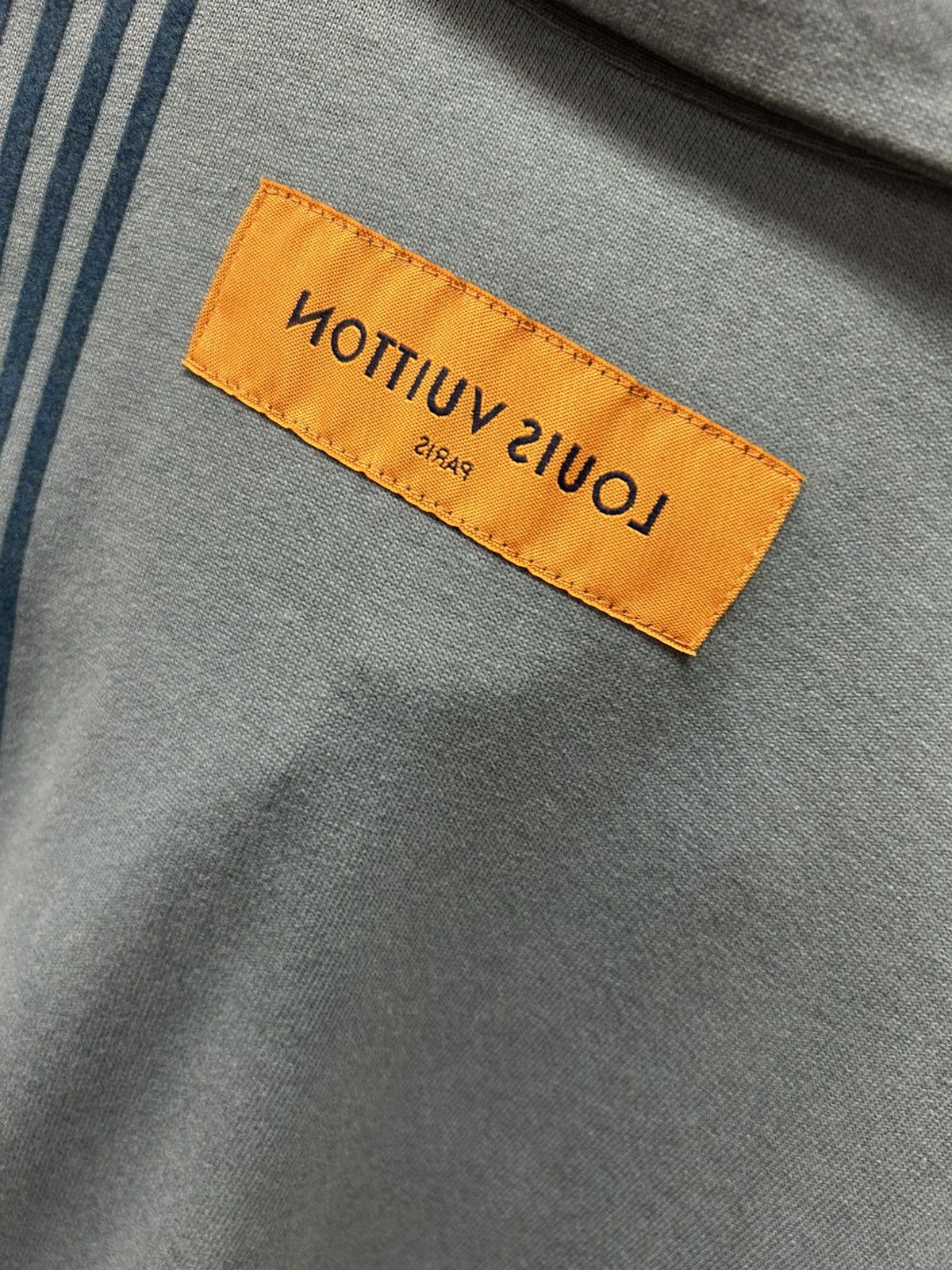 Louis Vuitton Louis Vuitton Navy Button up Size US S / EU 44-46 / 1 - 3 Thumbnail