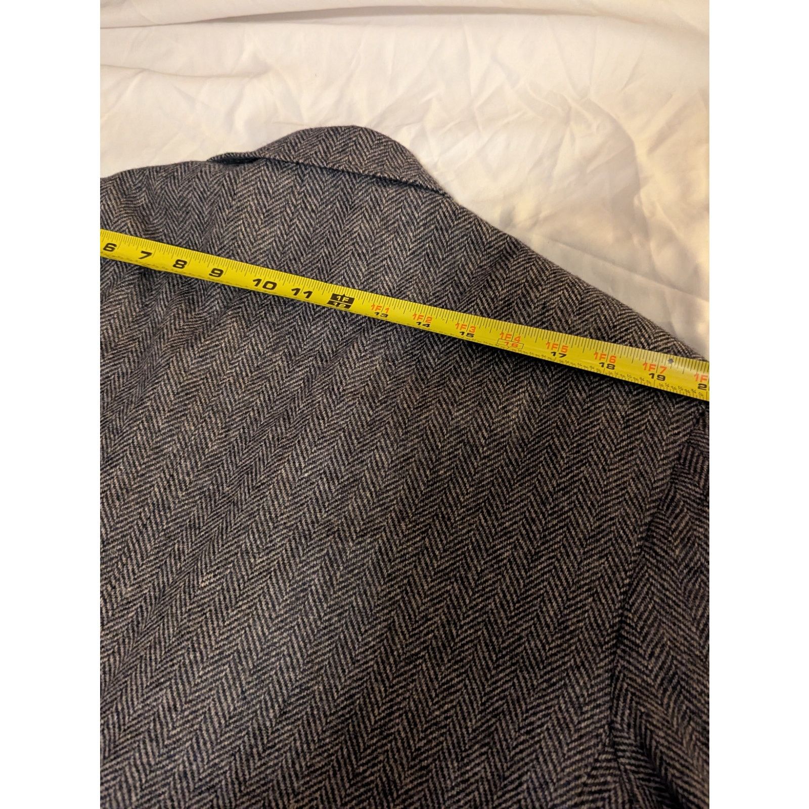 Lands' End Land End Tweed Lambswool Herringbone Blazer 48 Reg 2 button Size 48R - 13 Thumbnail
