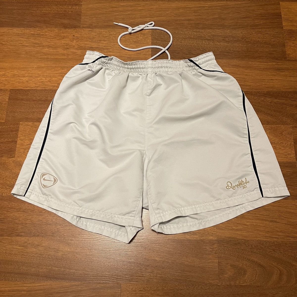 Nike NIKE x RONALDINHO SOCCER FOOTBALL SHORTS Size US 38 / EU 54 - 1 Thumbnail