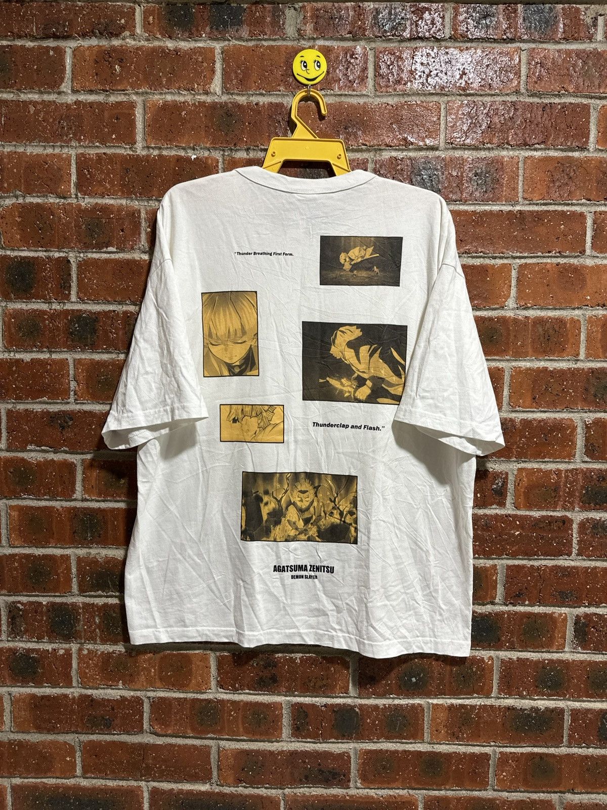 Anime Anime Demon Slayer Agatsuma Zenitsu X Gu Faded Tee Size US XL / EU 56 / 4 - 1 Thumbnail
