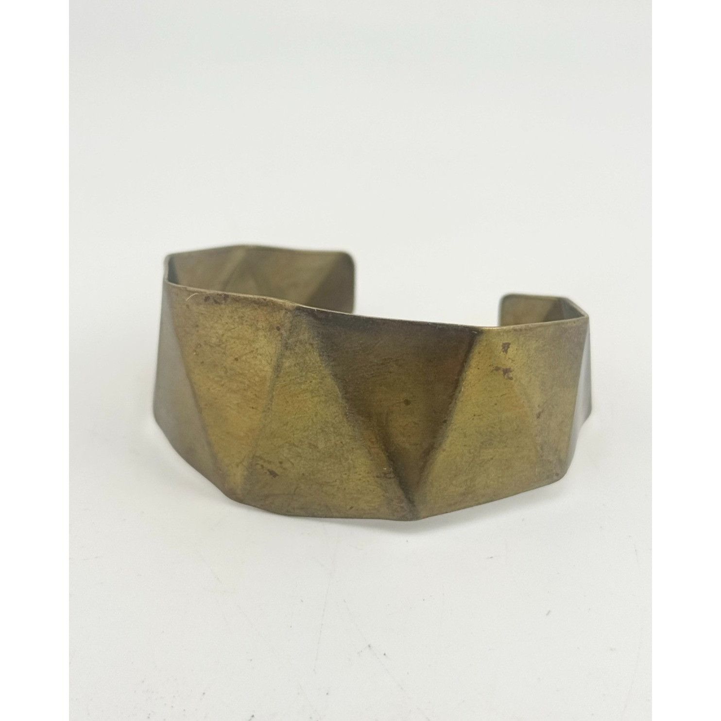 Vintage Vintage gold hammered metal cuff bracelet Size ONE SIZE - 3 Thumbnail