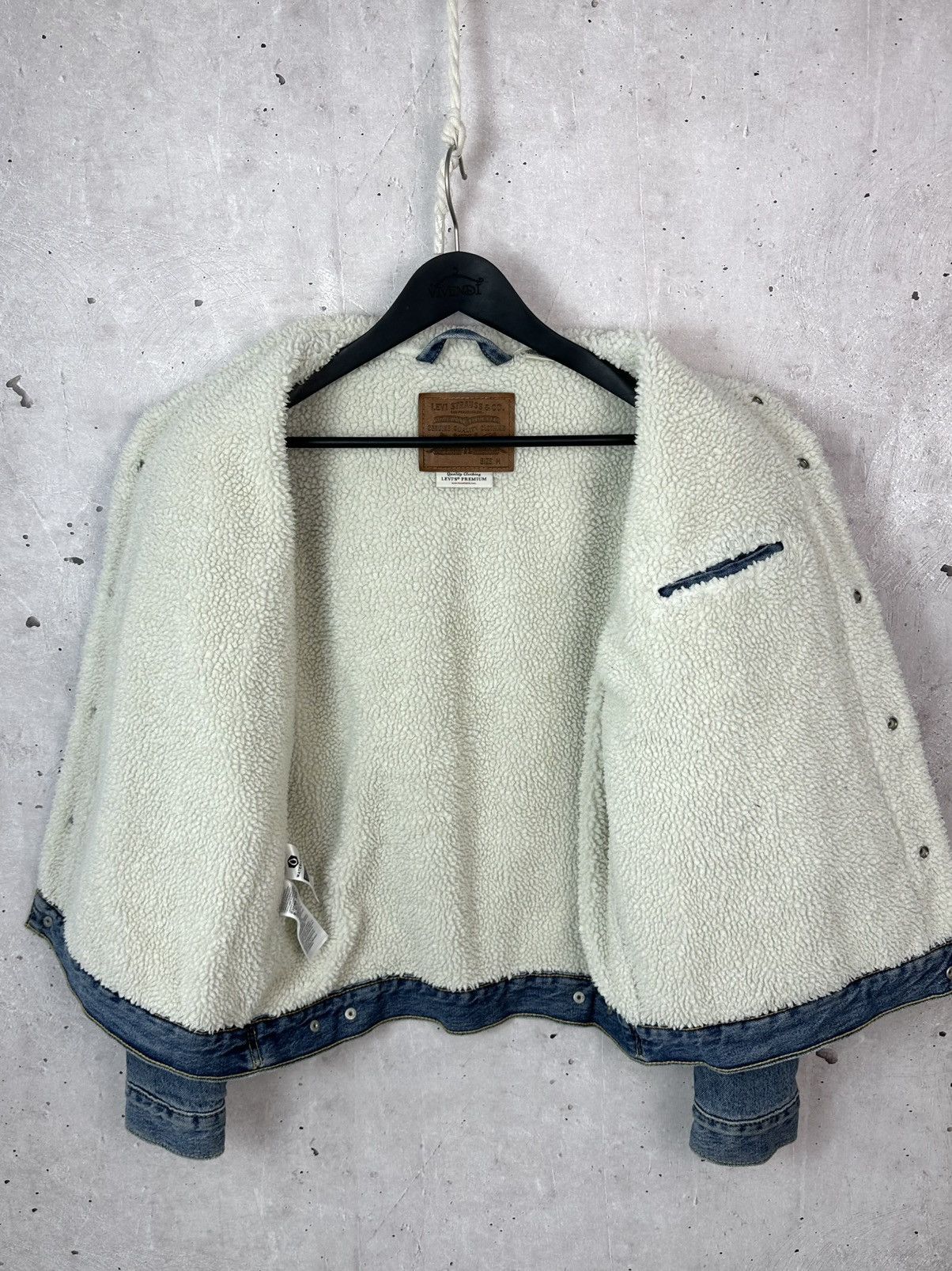 Levi's Levi’s Premium Sherpa Lined Denim Blue Trucker Snap Jacket Size US M / EU 48-50 / 2 - 12 Thumbnail