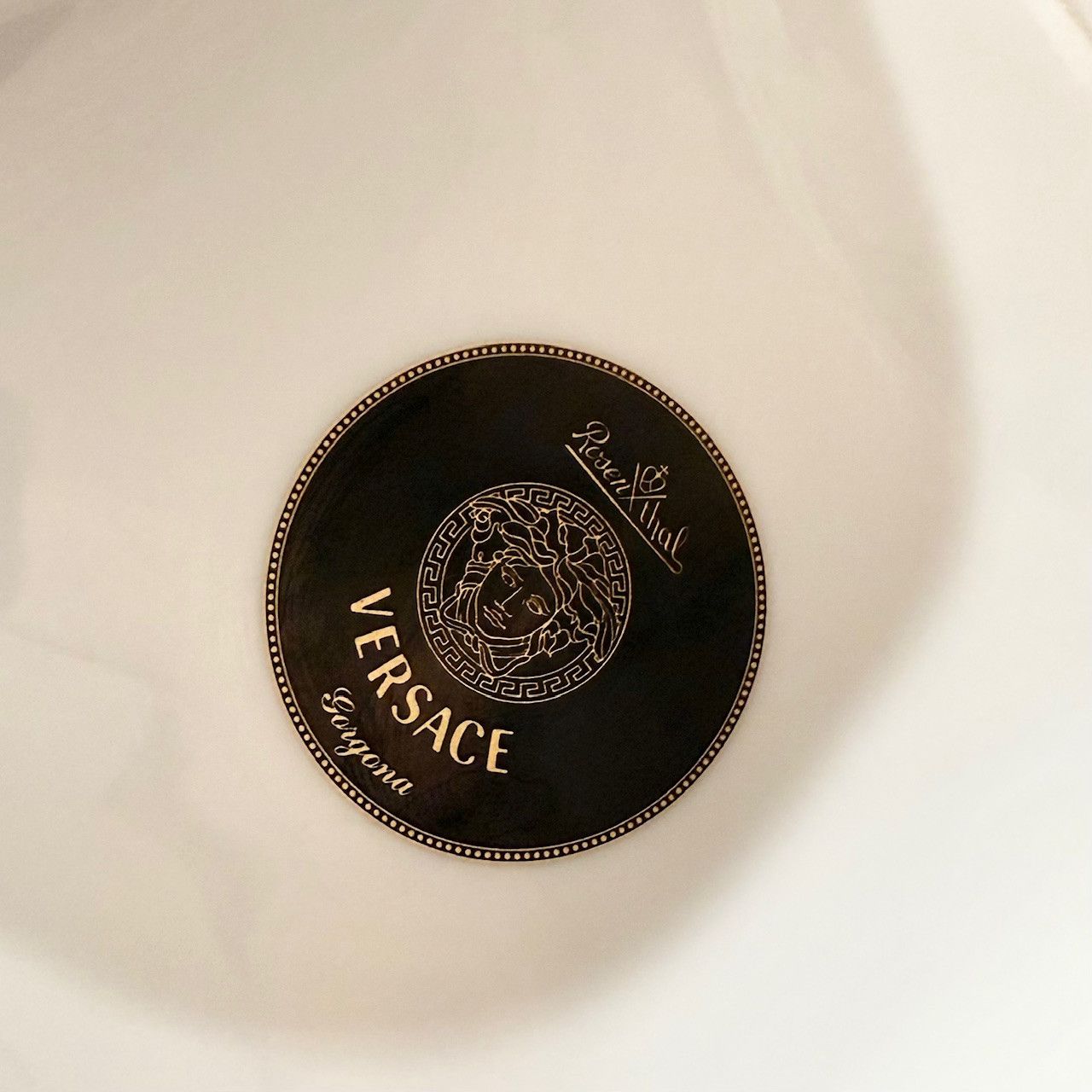 Versace Versace Meets Rosenthal Gorgona Porcelain White Vase Size ONE SIZE - 9 Thumbnail