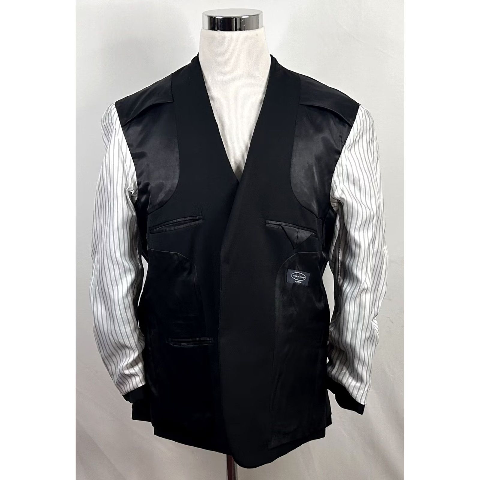 Pronto Uomo Pronto Uomo Sport Coat 44S Wool All Black 2-Button Lined Double-Vented Men Jacket Single-Breasted Notch Lapel Wool 100% Formal Lightweight Size US S / EU 44-46 / 1 - 7 Thumbnail