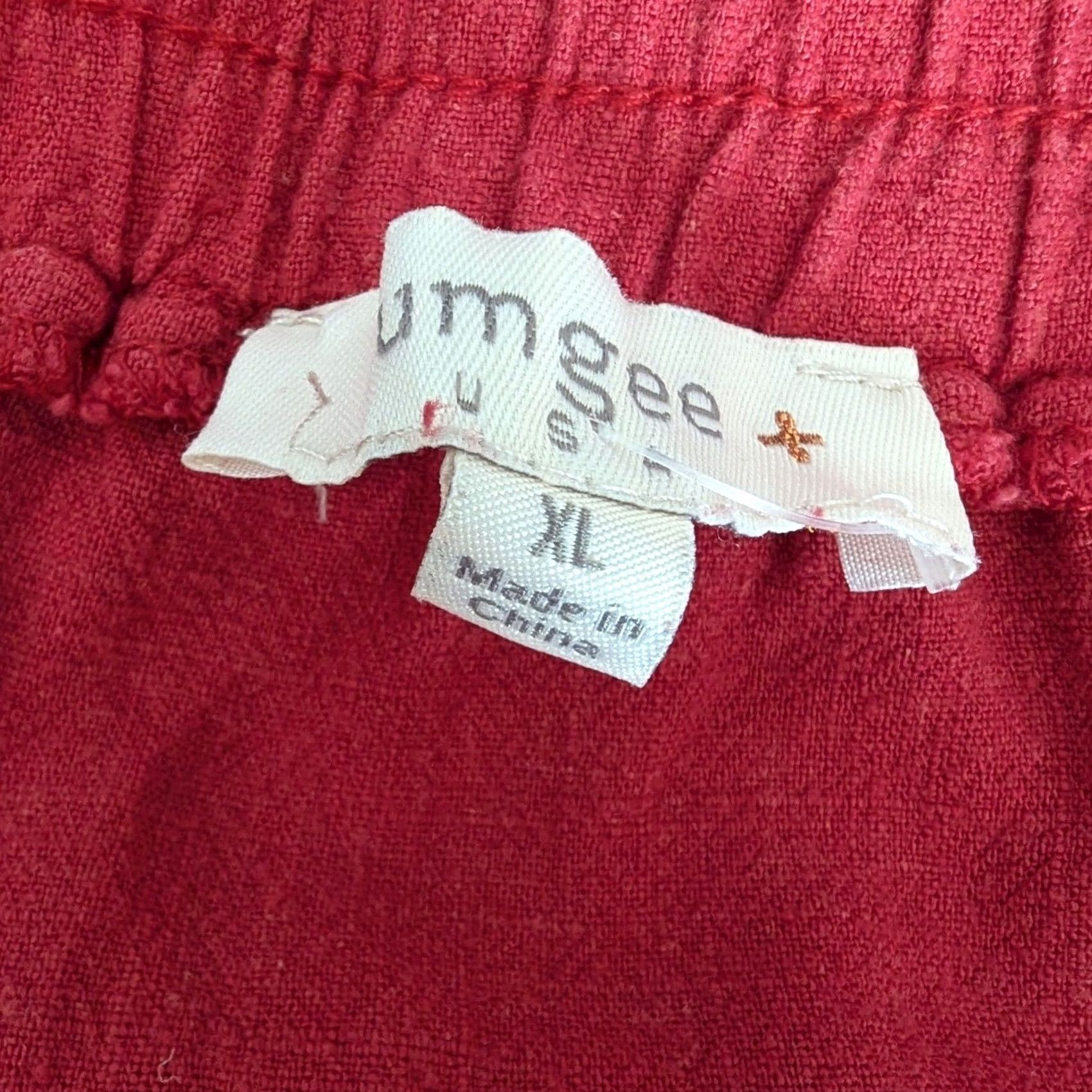 Vintage Umgee Red Linen Blend Tiered Skirt Frayed Hem XL Boho Festival Beach Casual Skirt Womens Linen Blend Mini Frayed Fringe Elastic Waist Summer Spring Size 40" / US 18 - 5 Thumbnail