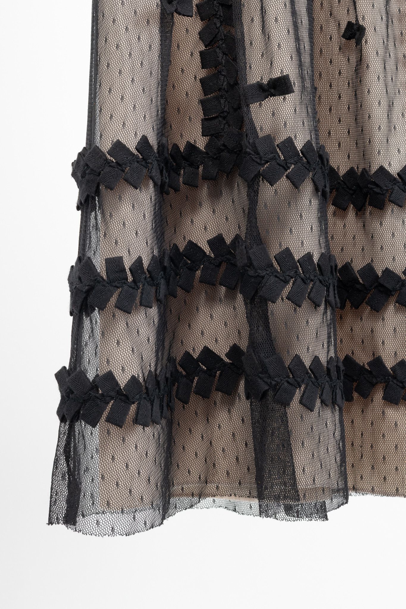 RED Valentino Red Valentino Black Swiss-Dot Tulle Bow-Embellished Dress Size M / US 6-8 / IT 42-44 - 8 Thumbnail