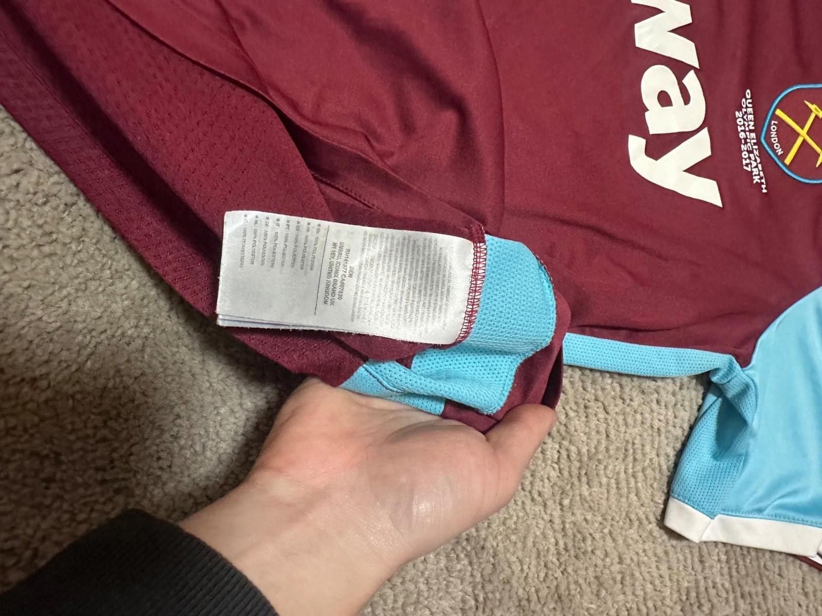 Umbro WEST HAM UNITED FC 2016-17 HOME SHIRT UMBRO JERSEY SOCCER XL Size US XL / EU 56 / 4 - 6 Thumbnail