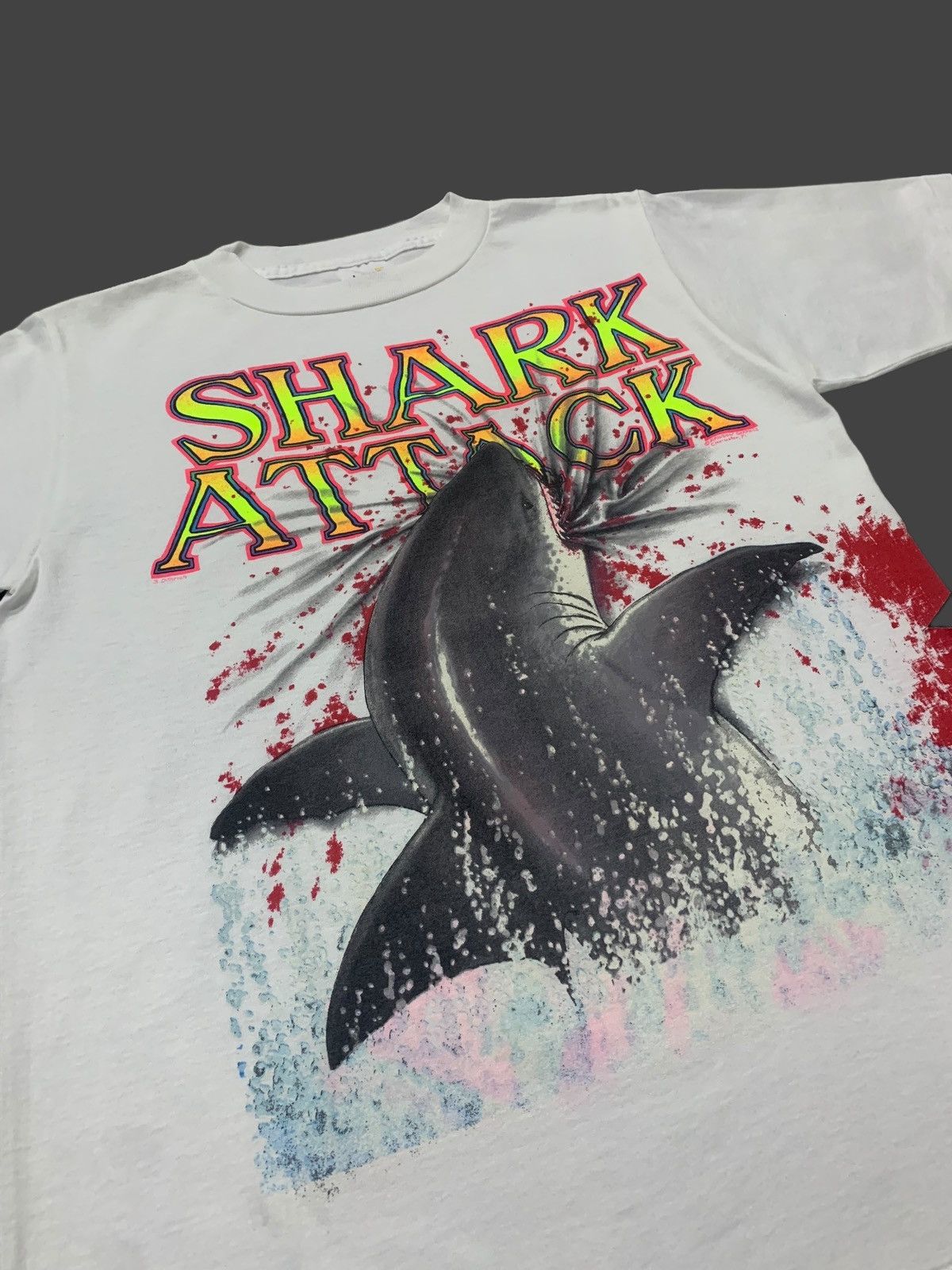 Vintage 80s Vintage Shark Attack 3D Bite Art Single Stitch Tees Size US M / EU 48-50 / 2 - 4 Thumbnail