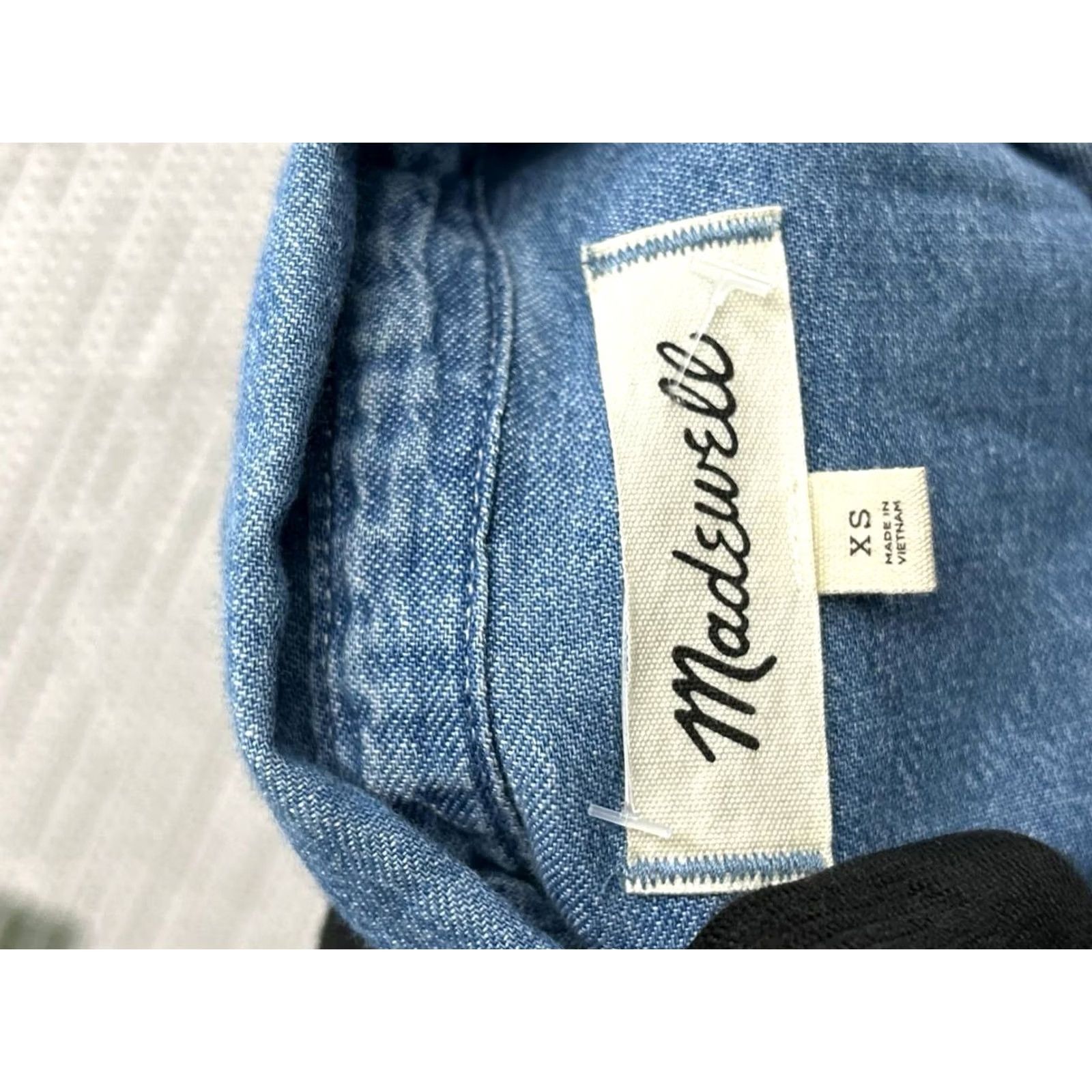 Madewell Madewell Shirt Womens XS Blue Cotton Denim Button Up Size XS / US 0-2 / IT 36-38 - 3 Thumbnail
