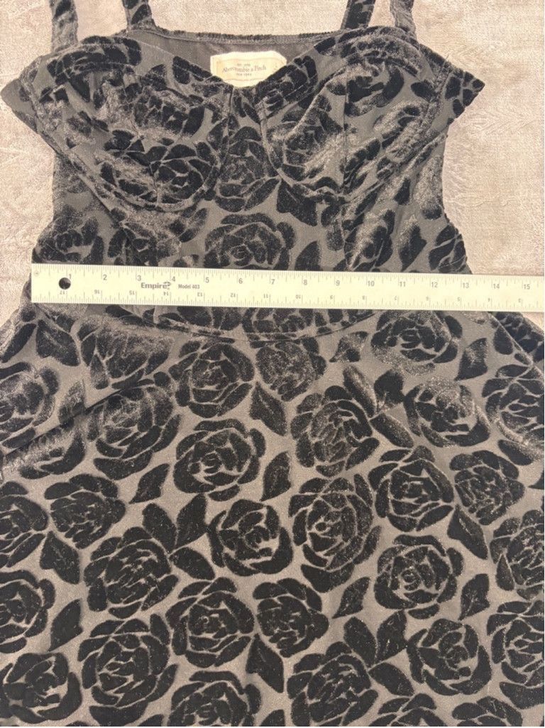 Abercrombie & Fitch Women's Abercrombie & Fitch Black Floral Velvet Dress Size S Size XXS / US 00 / IT 34 - 4 Thumbnail