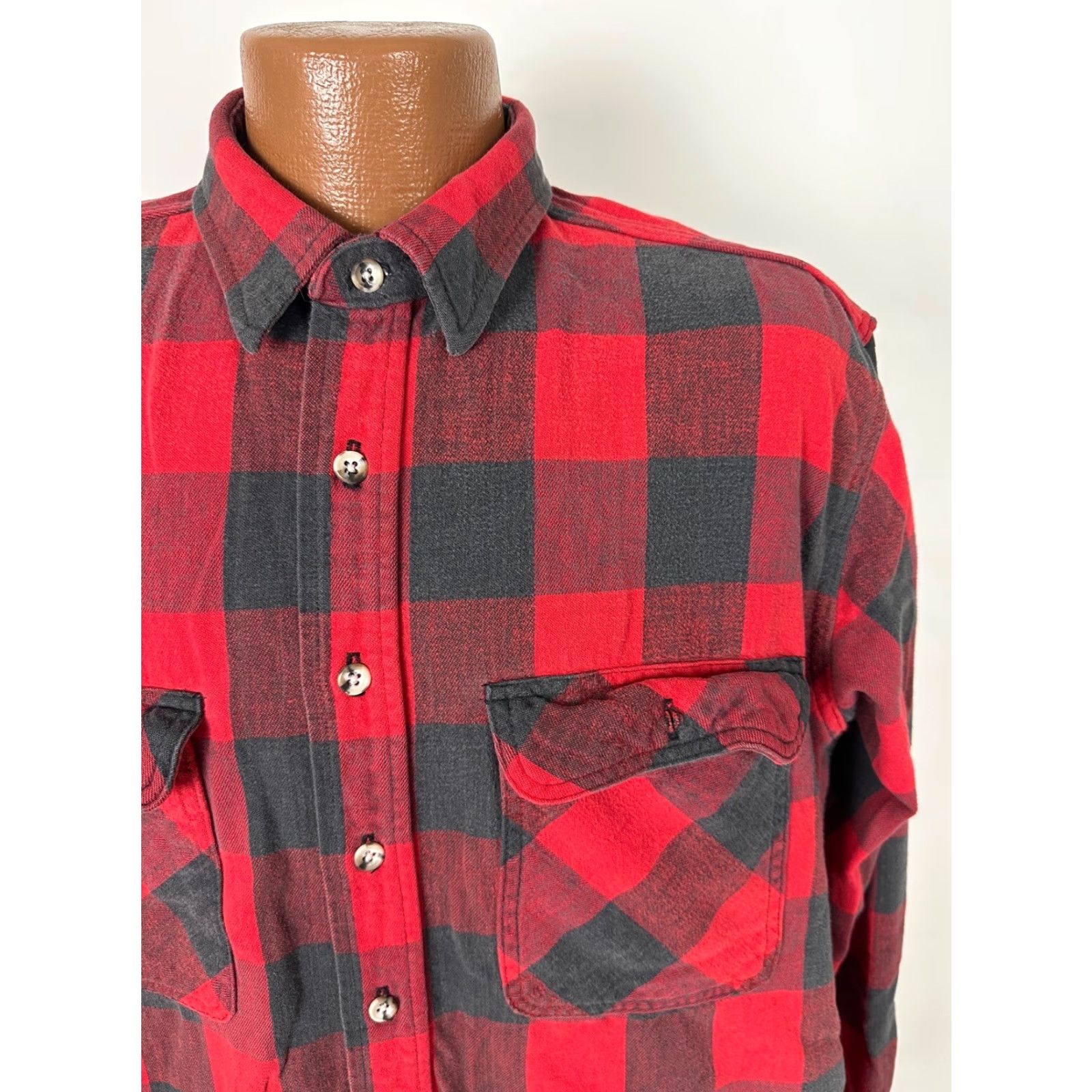 Vintage VINTAGE St. John's Bay Heavyweight Flannel Shirt Men XL Buffalo Plaid Button-Up, Long Sleeve, Red, Cotton, 80s 90s Inspired, Work/Casual, Mens Size US XL / EU 56 / 4 - 3 Thumbnail