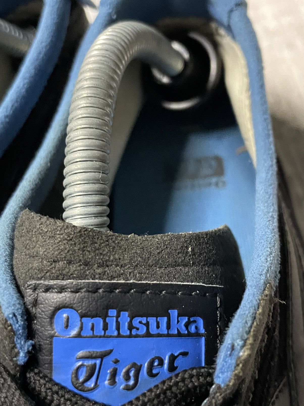 Asics Vintage Asics Onitsuka Tiger Mexico 66 Black Welvet Sneakers Size US 8 / EU 41 - 6 Thumbnail