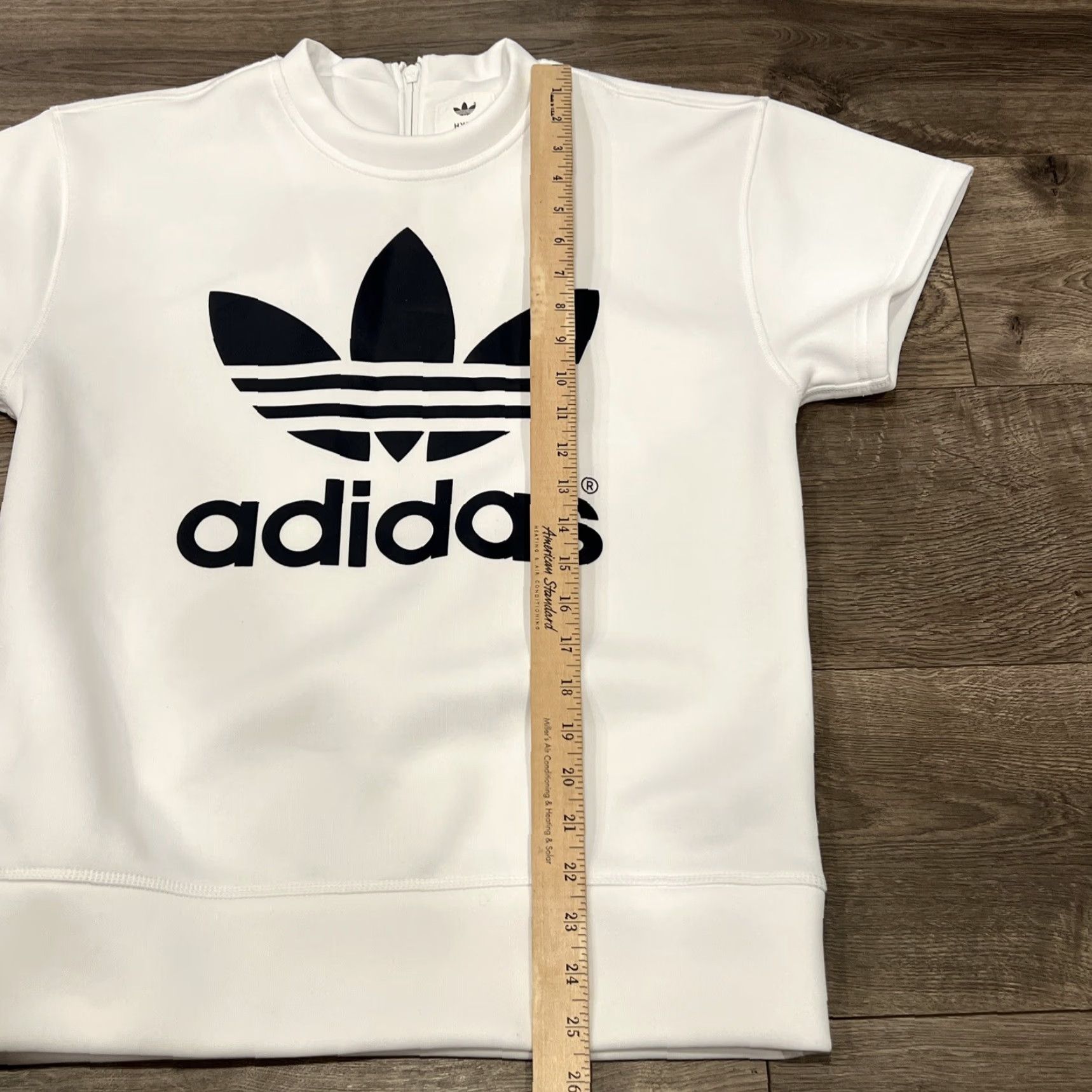 Adidas Adidas HYKE SSL Sweat Top Women's XS White Short Sleeve T-Shirt Zip Crew Neck Graphic Print Regular Fit Size XS / US 0-2 / IT 36-38 - 2 Thumbnail