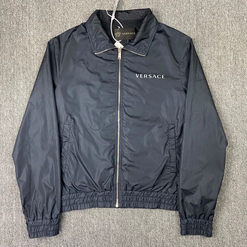 Versace Versace Medusa nylon jacket Size M / US 6-8 / IT 42-44 - 1 Thumbnail